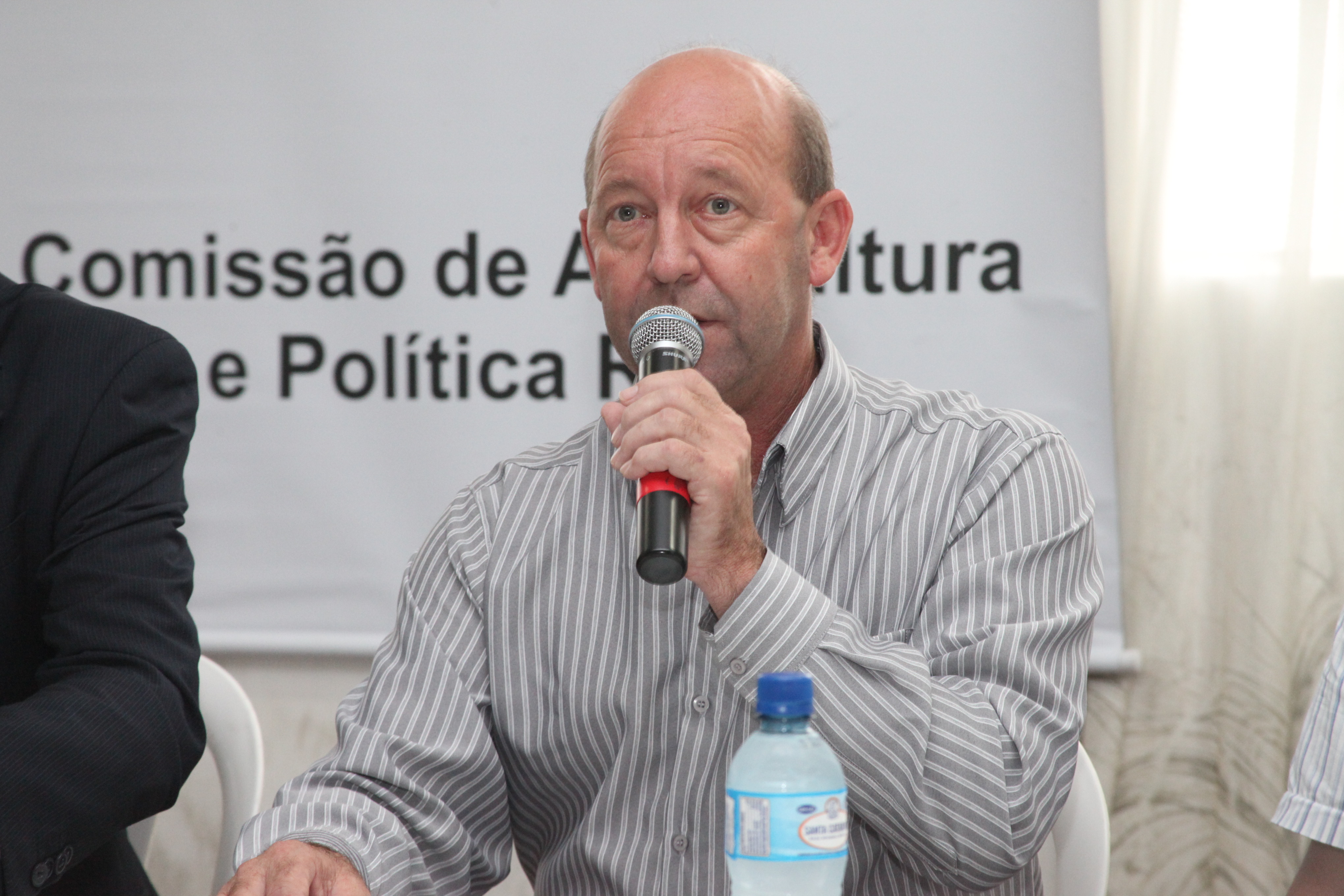 Almir Schaffer - Presidente da Associação Nacional do Produtores de Cebola. Audiência pública em Ituporanga para discutir o preço e o mercado da cebola. Foto: Fábio Queiroz / Agência AL