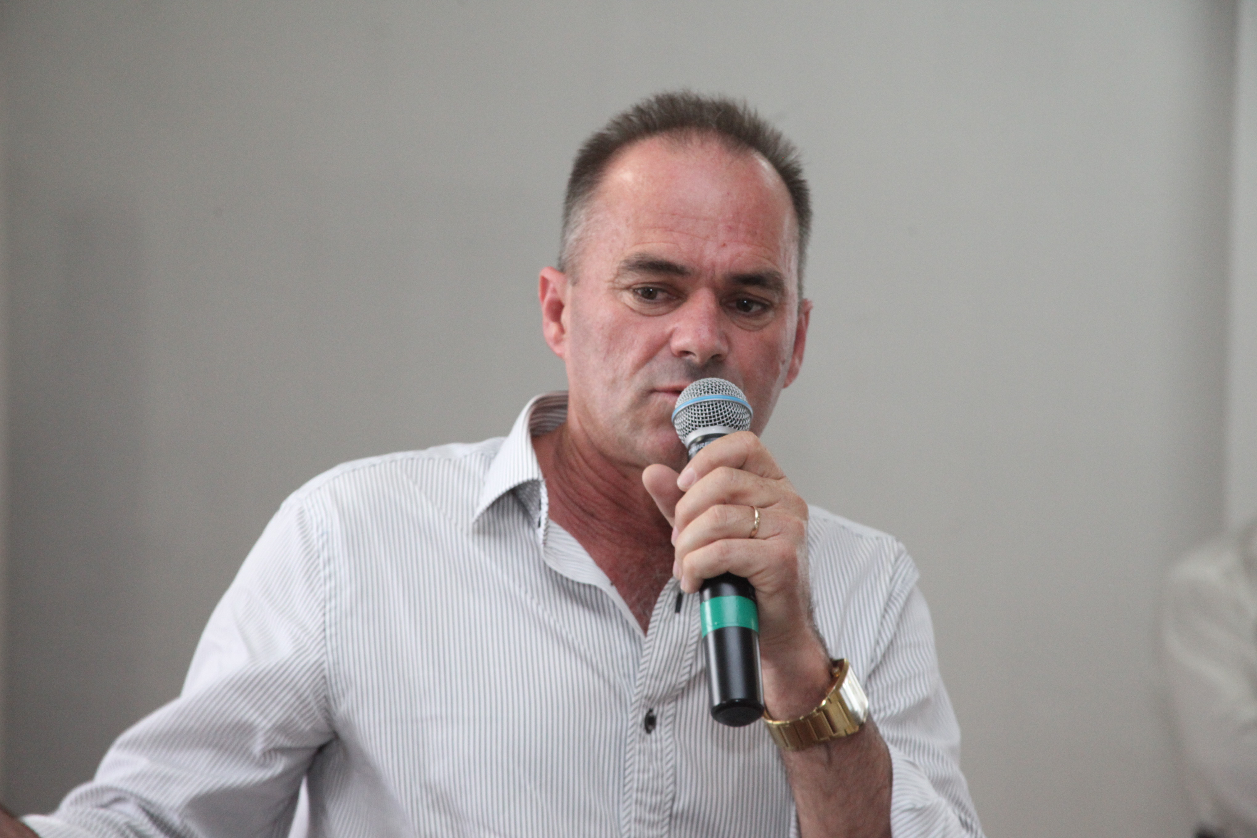 Zezé - prefeito de Chapadão do Lageado. Audiência pública em Ituporanga para discutir o preço e o mercado da cebola. Foto: Fábio Queiroz / Agência AL