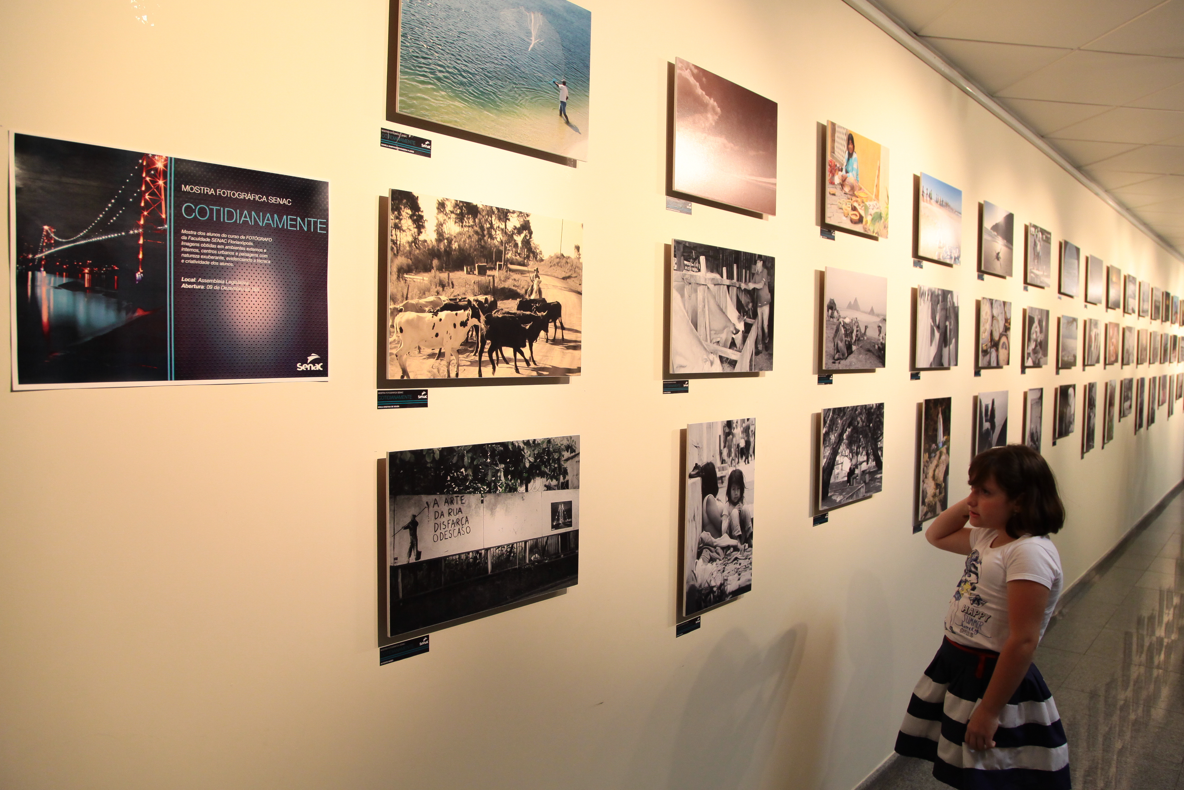 Exposição do curso de fotógrafos do SENAC. Fotos: Miriam Zomer/ Agência AL