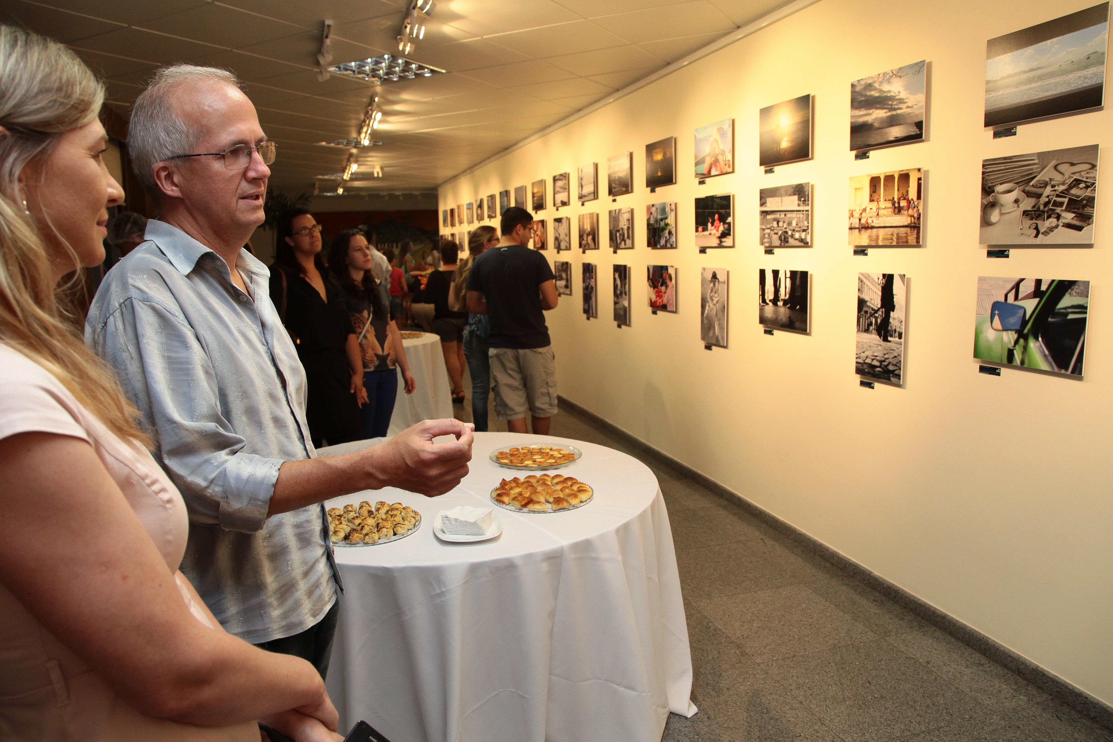Exposição do curso de fotógrafos do SENAC. Fotos: Miriam Zomer/ Agência AL