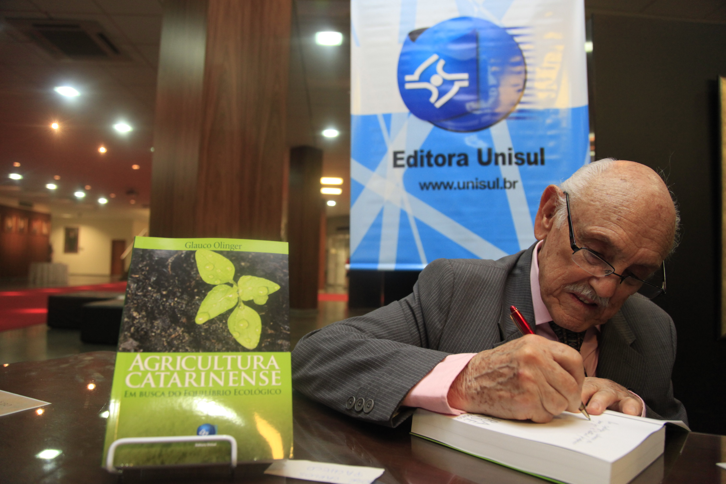 Lançamento Literário: 