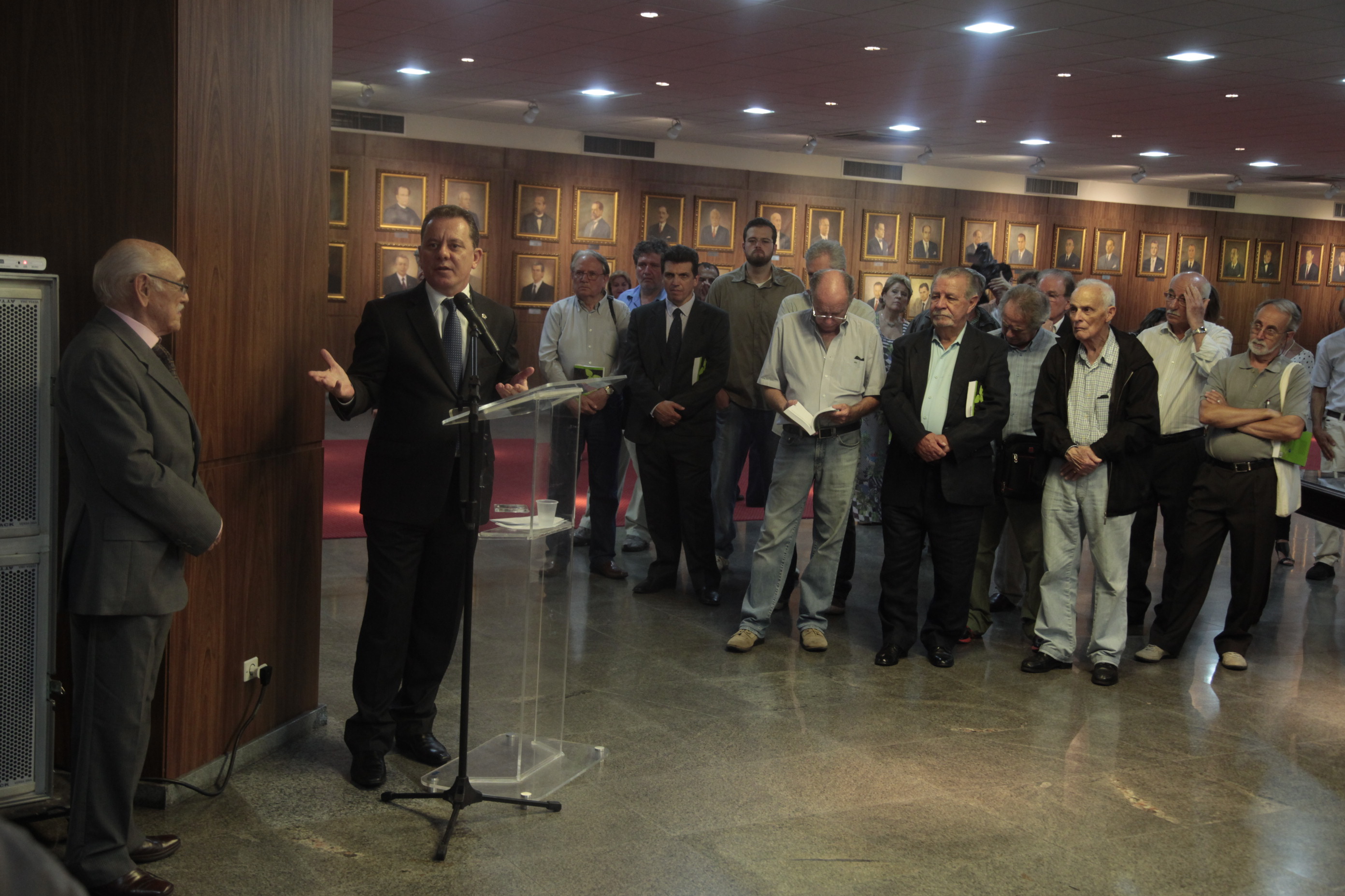 Lançamento Literário: 