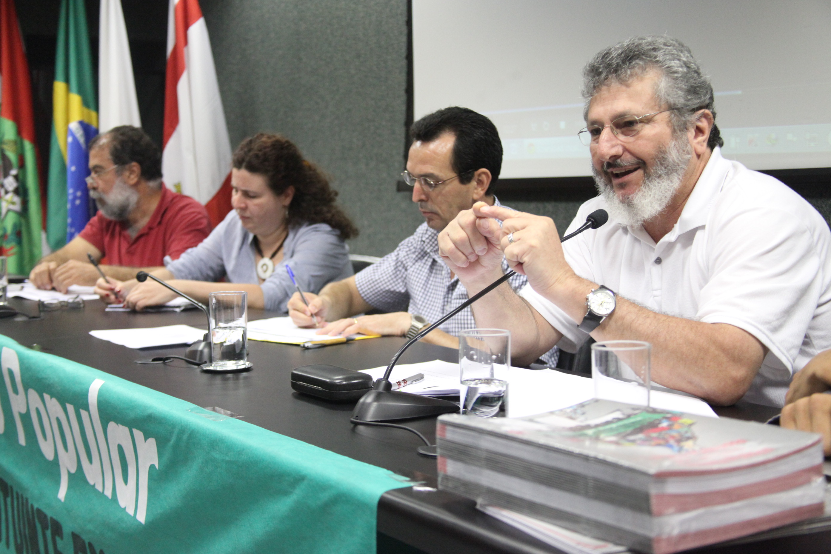 Plenária para preparar o Lançamento da Cartilha por uma Constituinte Exclusiva e Soberana do Sistema Político. Foto: Leonardo Gonçalves / Agência AL