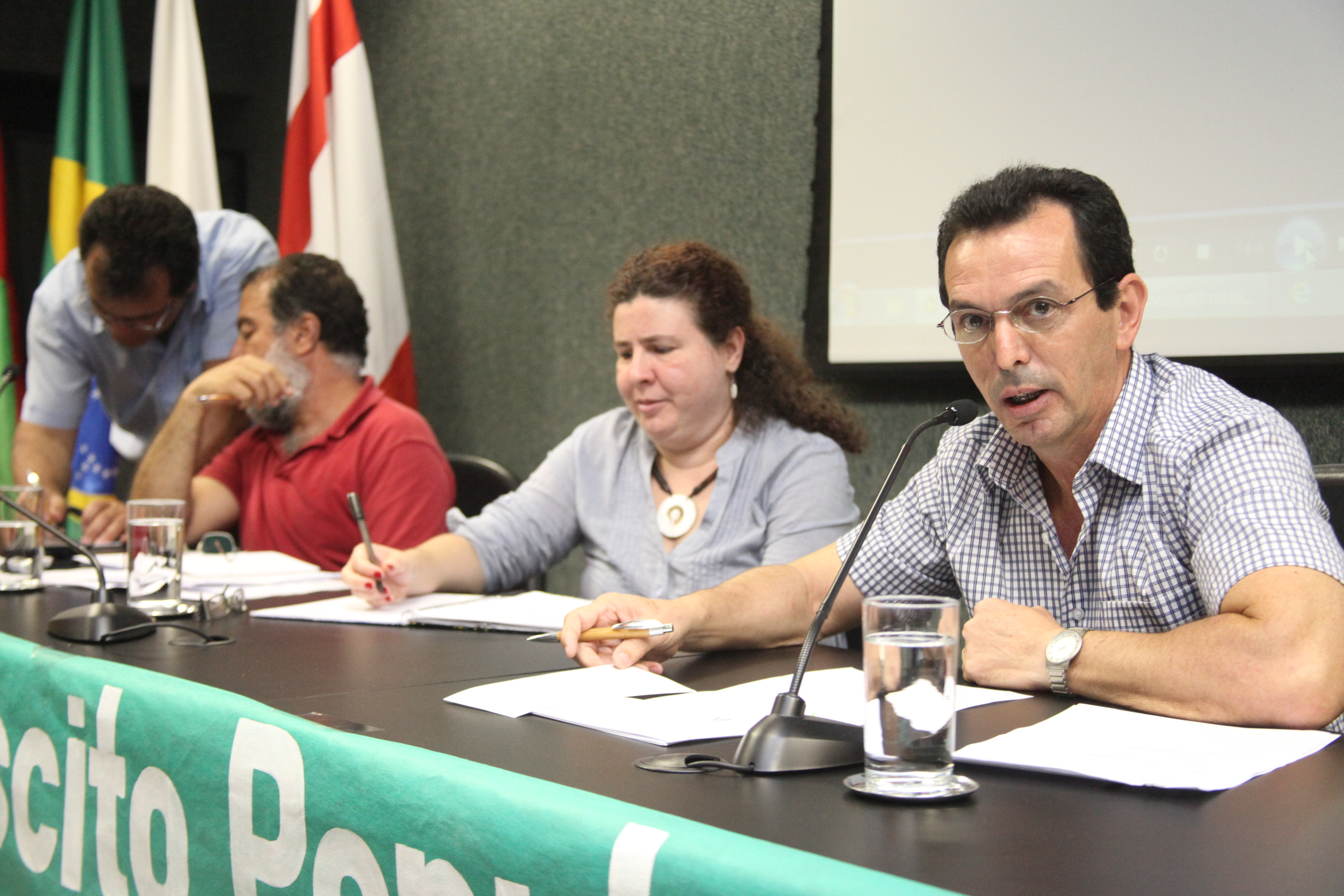 Plenária para preparar o Lançamento da Cartilha por uma Constituinte Exclusiva e Soberana do Sistema Político. Foto: Leonardo Gonçalves / Agência AL