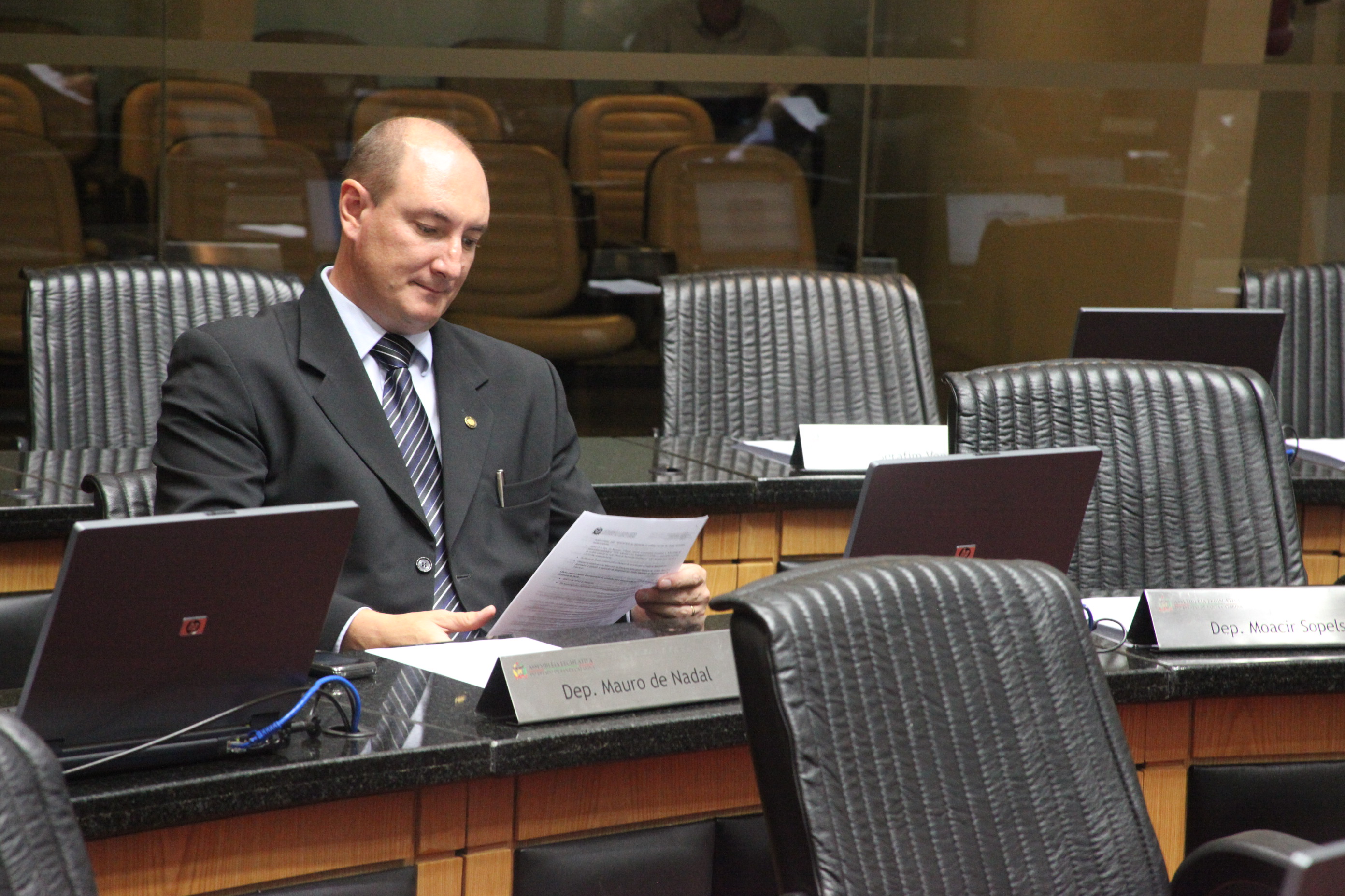 Deputado Mauro de Nadal (PMDB). Sessão Ordinária. Foto: Fábio Queiroz / Agência AL