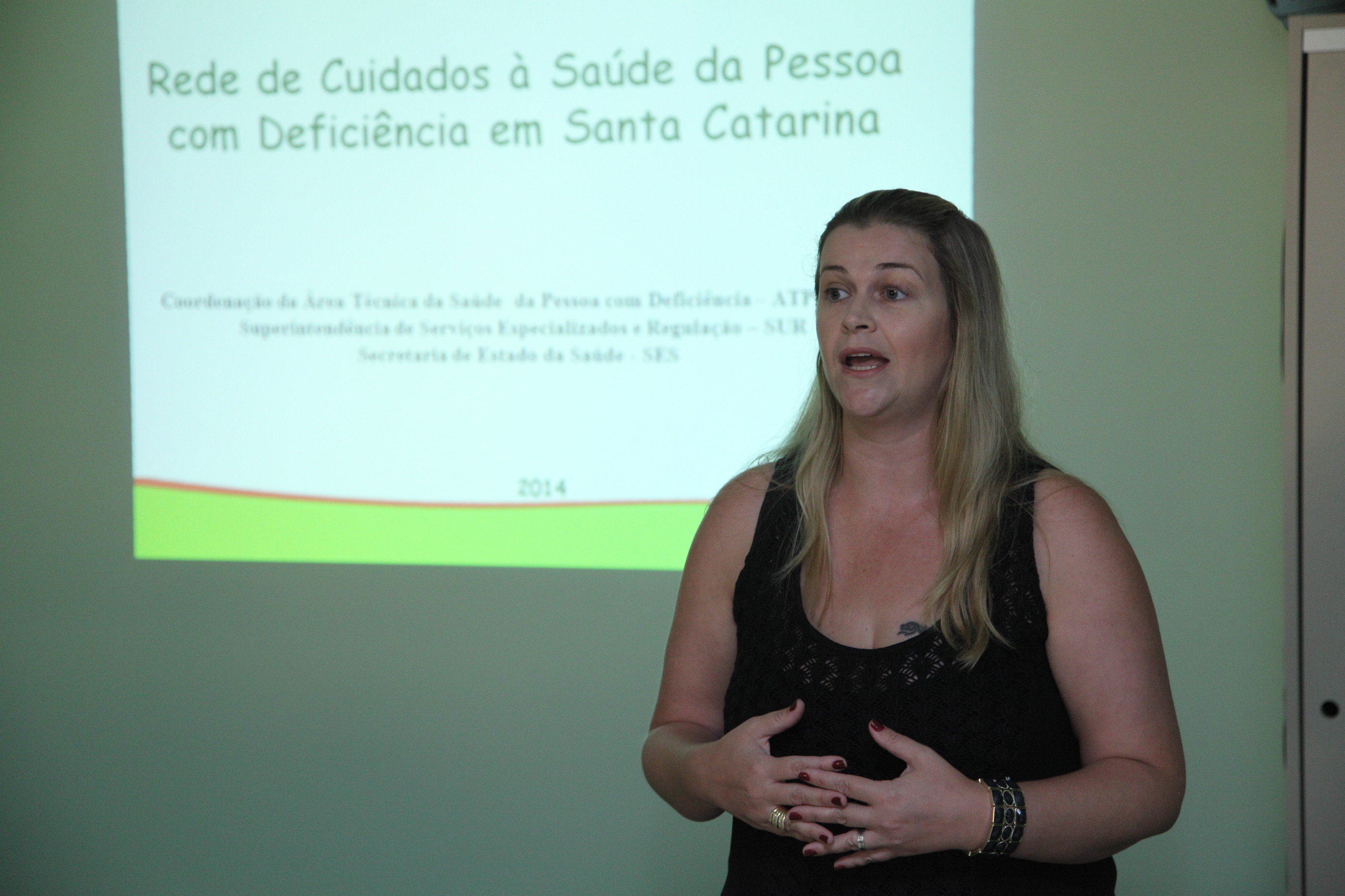 Visita da Comissão de Saúde ao Centro Catarinense de Reabilitação - Jaqueline Reginatto - Coord. da Rede de Proteção das Pessoas com Deficiência - Foto: Solon Soares / Agência AL