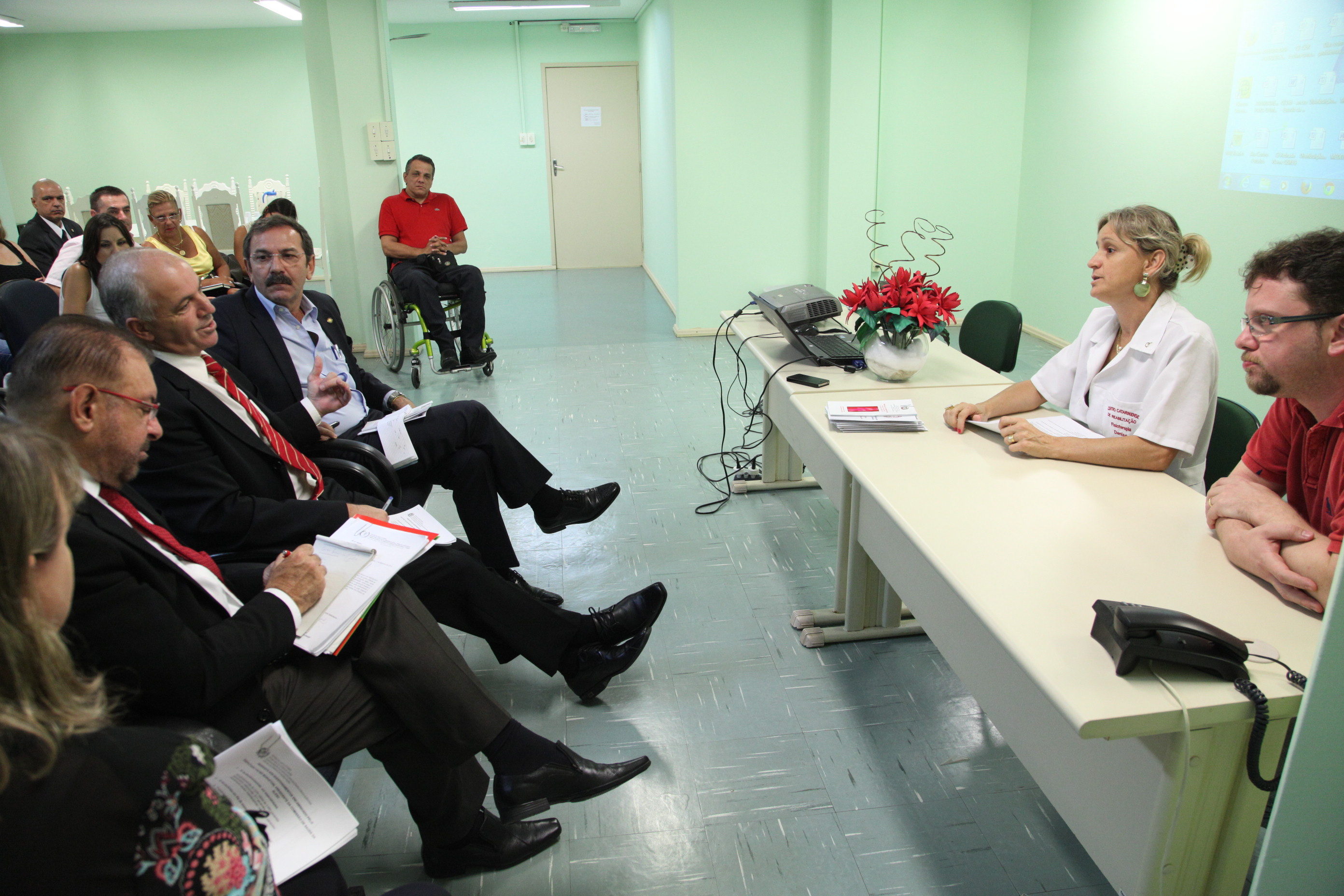 Visita da Comissão de Saúde ao Centro Catarinense de Reabilitação - Foto: Solon Soares / Agência AL