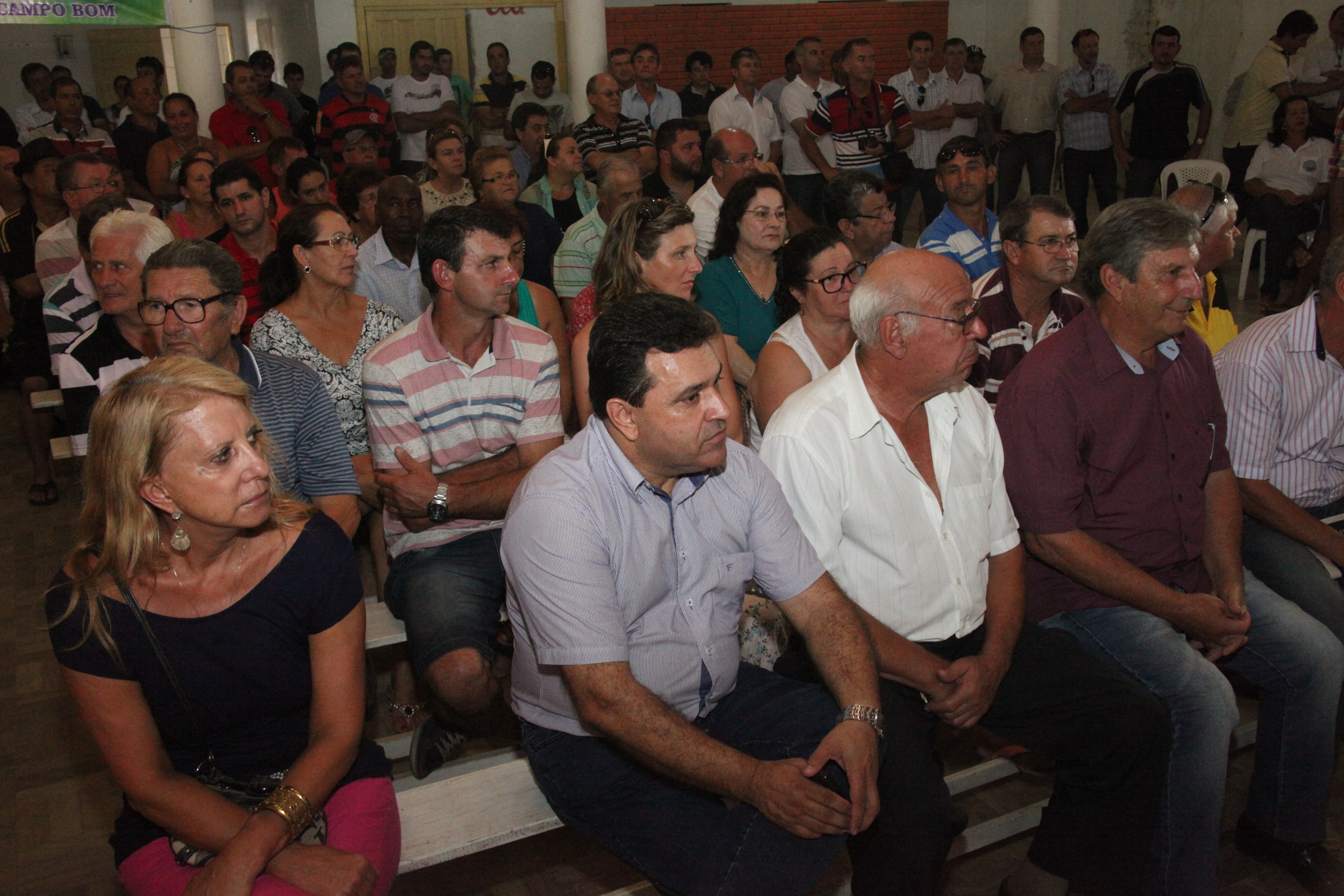 Assinatura da ordem de serviço para asfaltamento do trecho que liga à BR 101 o distrito Balneário Campo Bom em Jaguaruna SC. Foto: Fábio Queiroz / Agência AL