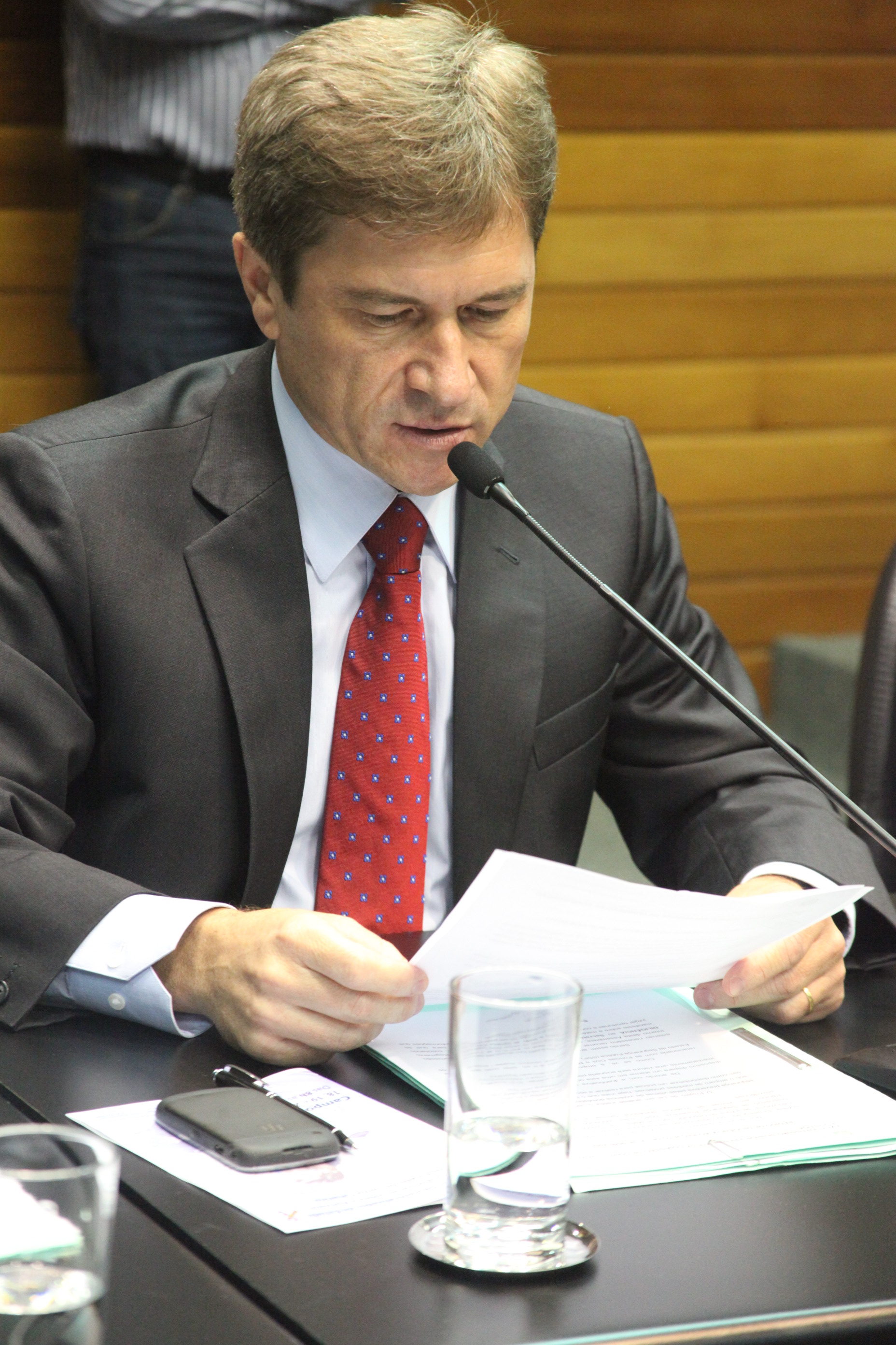 Deputado José Nei Ascari (PSD). Reunião da Comissão de Constituição e Justiça. Foto: Fábio Queiroz / Agência AL