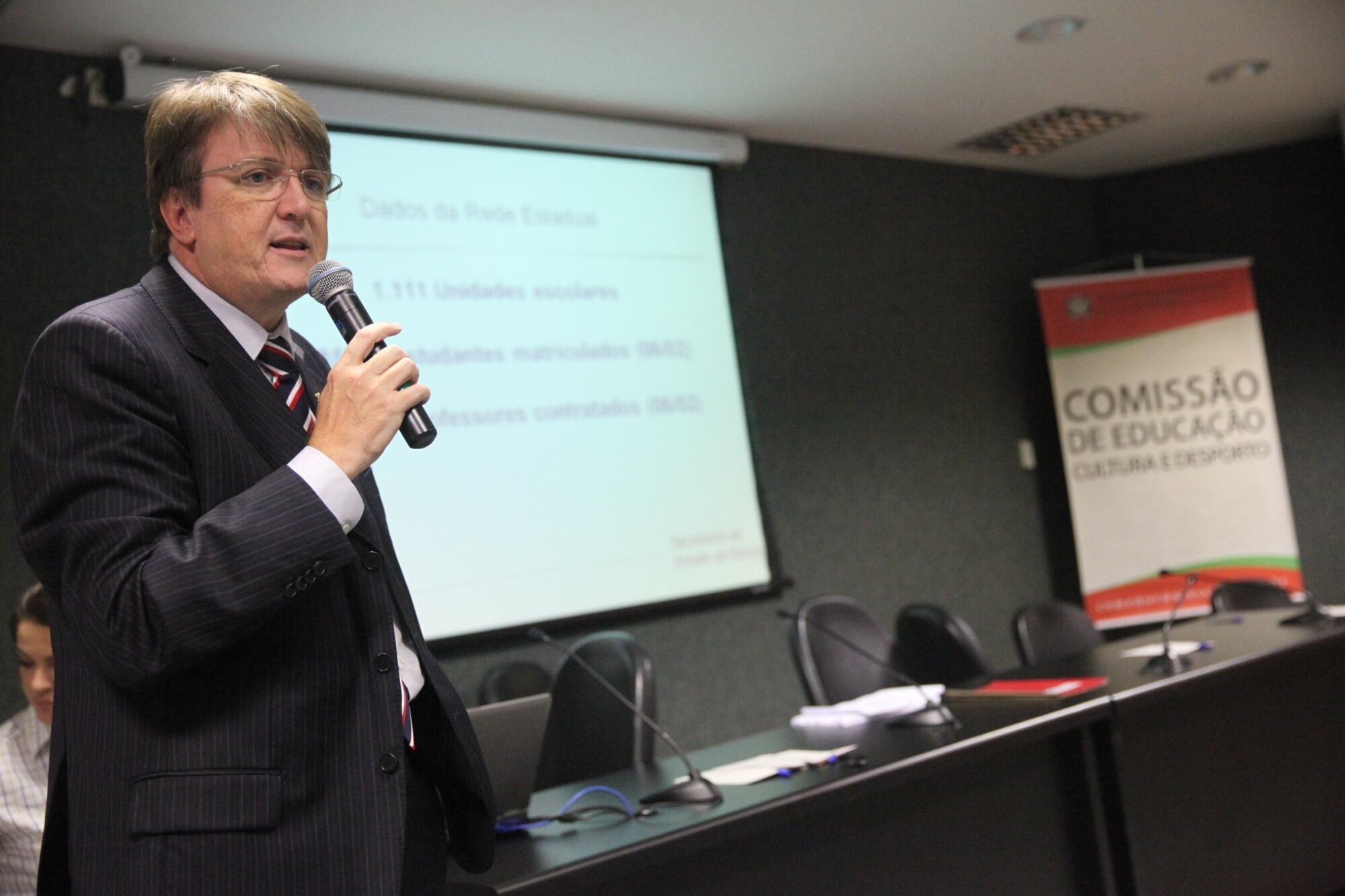 Eduardo Deschamps apresenta Plano Estadual de Educação para 2014