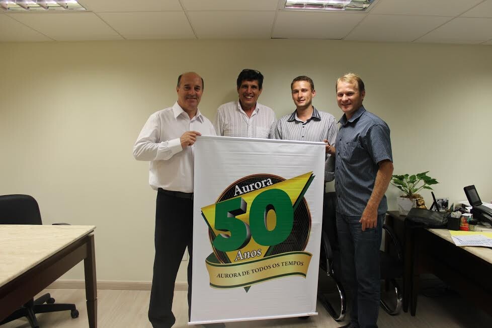 Deputado Zé Milton recebe lideranças regionais