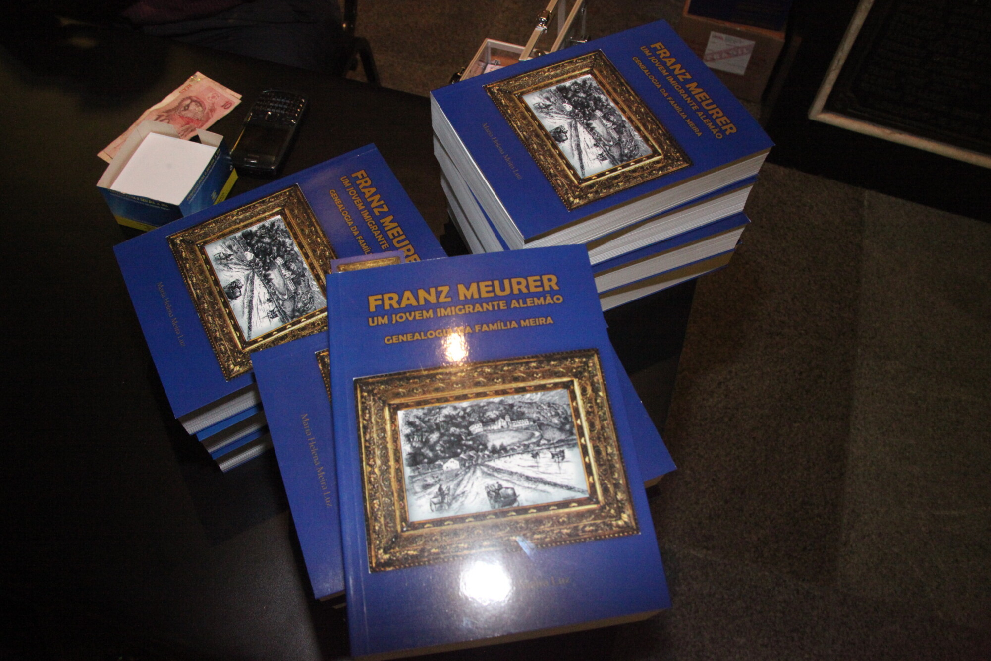 História da família Meurer em SC é tema de livro lançado no Parlamento