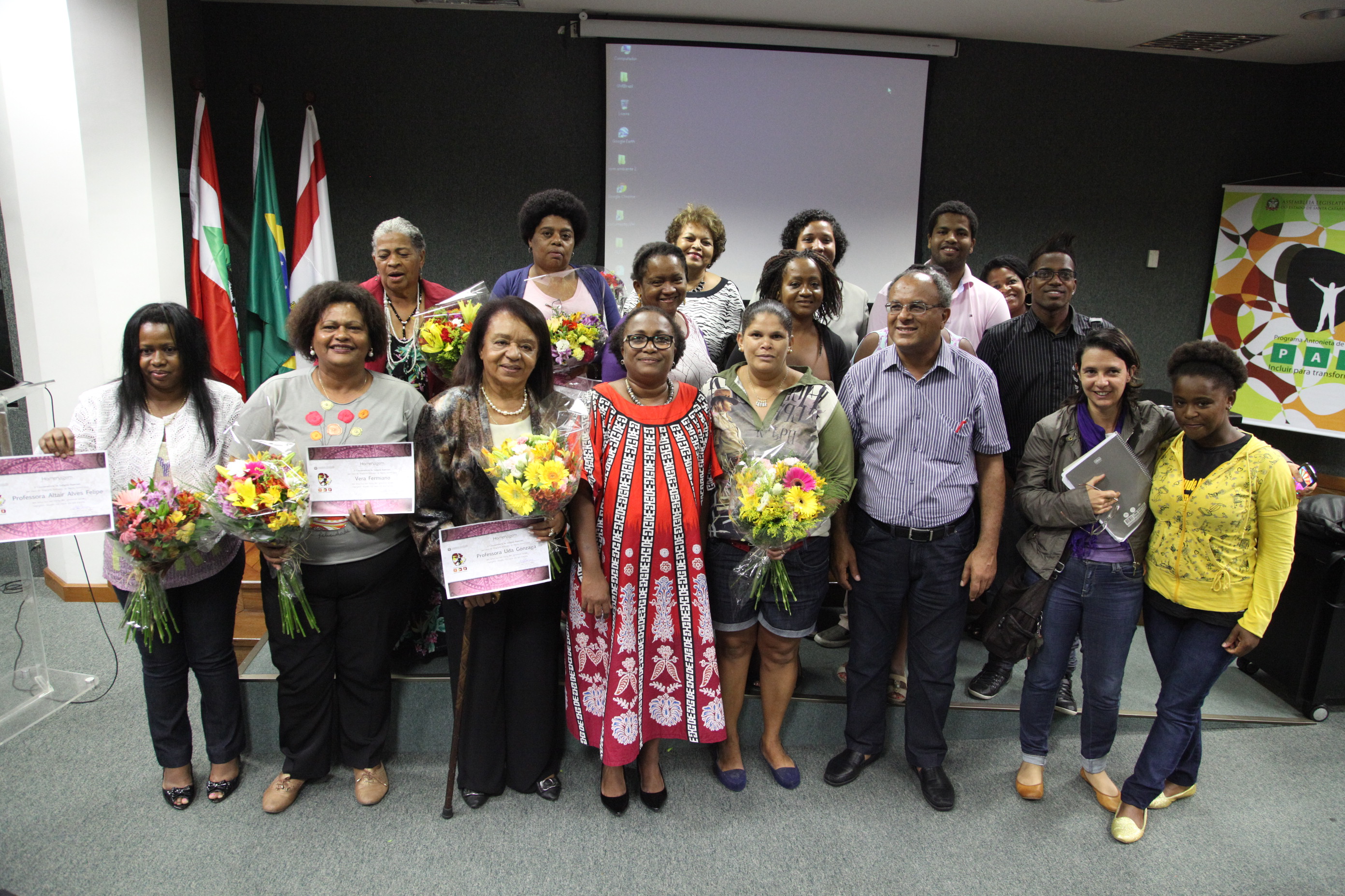 Colóquio Mulher e Mulheres Negras - Foto: Solon Soares / Agência AL
