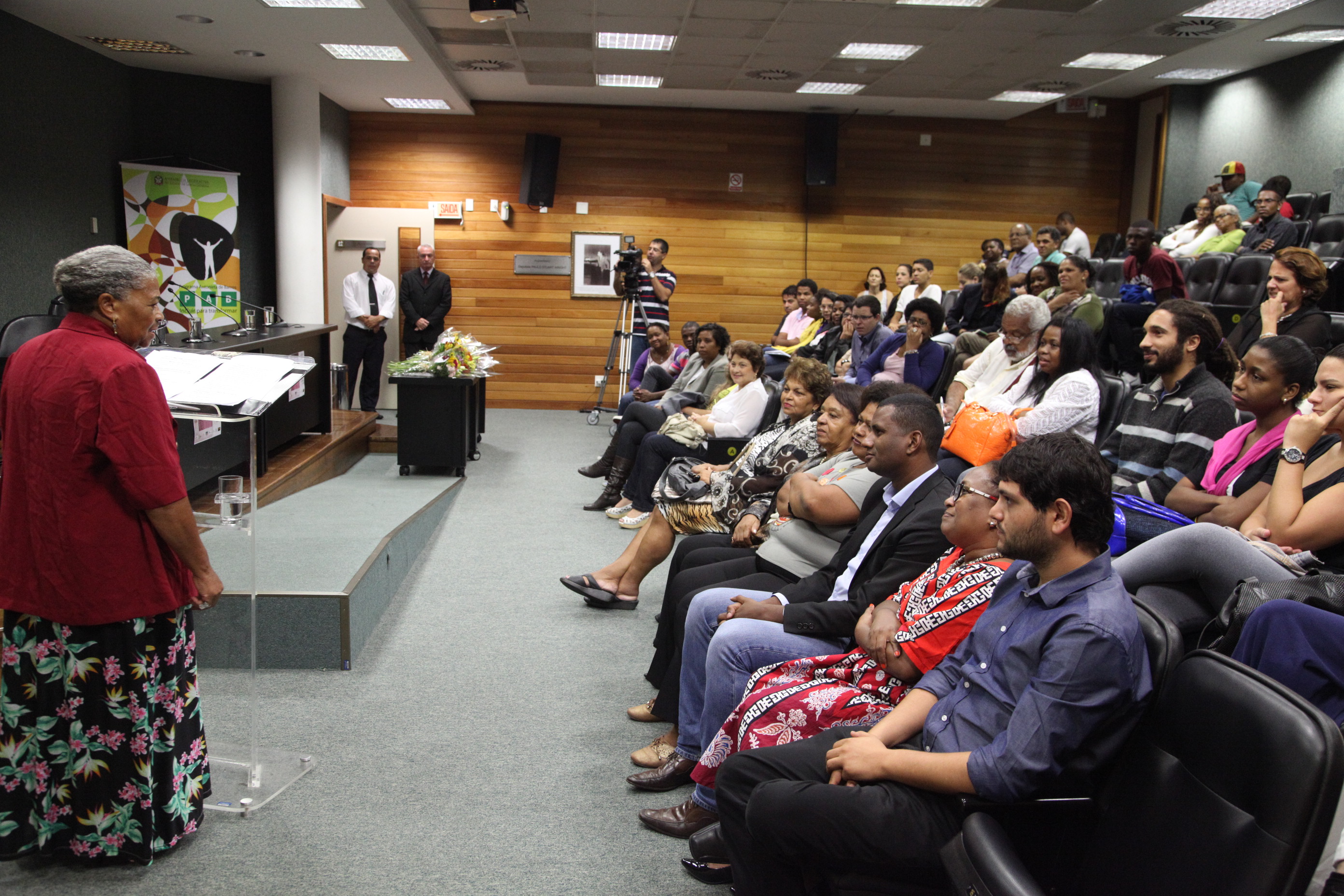 Colóquio Mulher e Mulheres Negras - Foto: Solon Soares / Agência AL