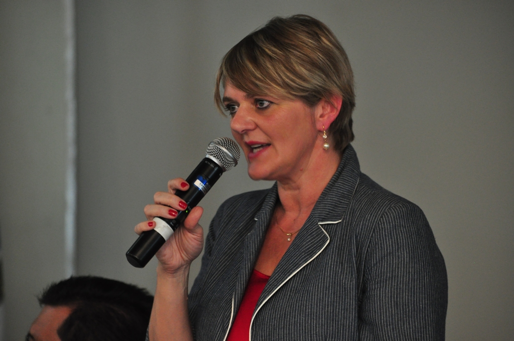 Deputada Luciane Carminatti, presidente da Comissão de Direitos Humanos da Assembleia Legislativa de Santa Catarina (Alesc), conduziu uma audiência pública em Palmitos na tarde desta quinta-feira (13). Com o tema 