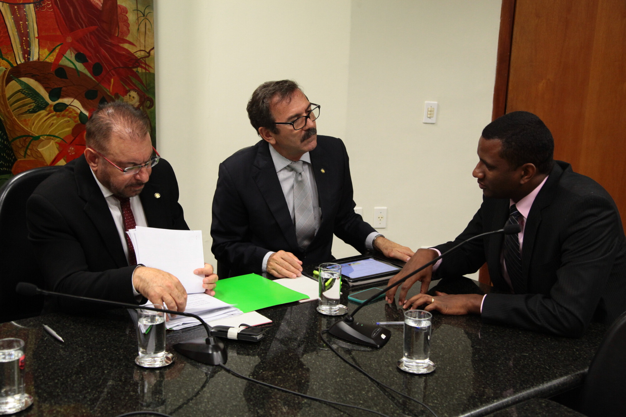 Comissão cria grupo para analisar o atendimento à mulher no SUS