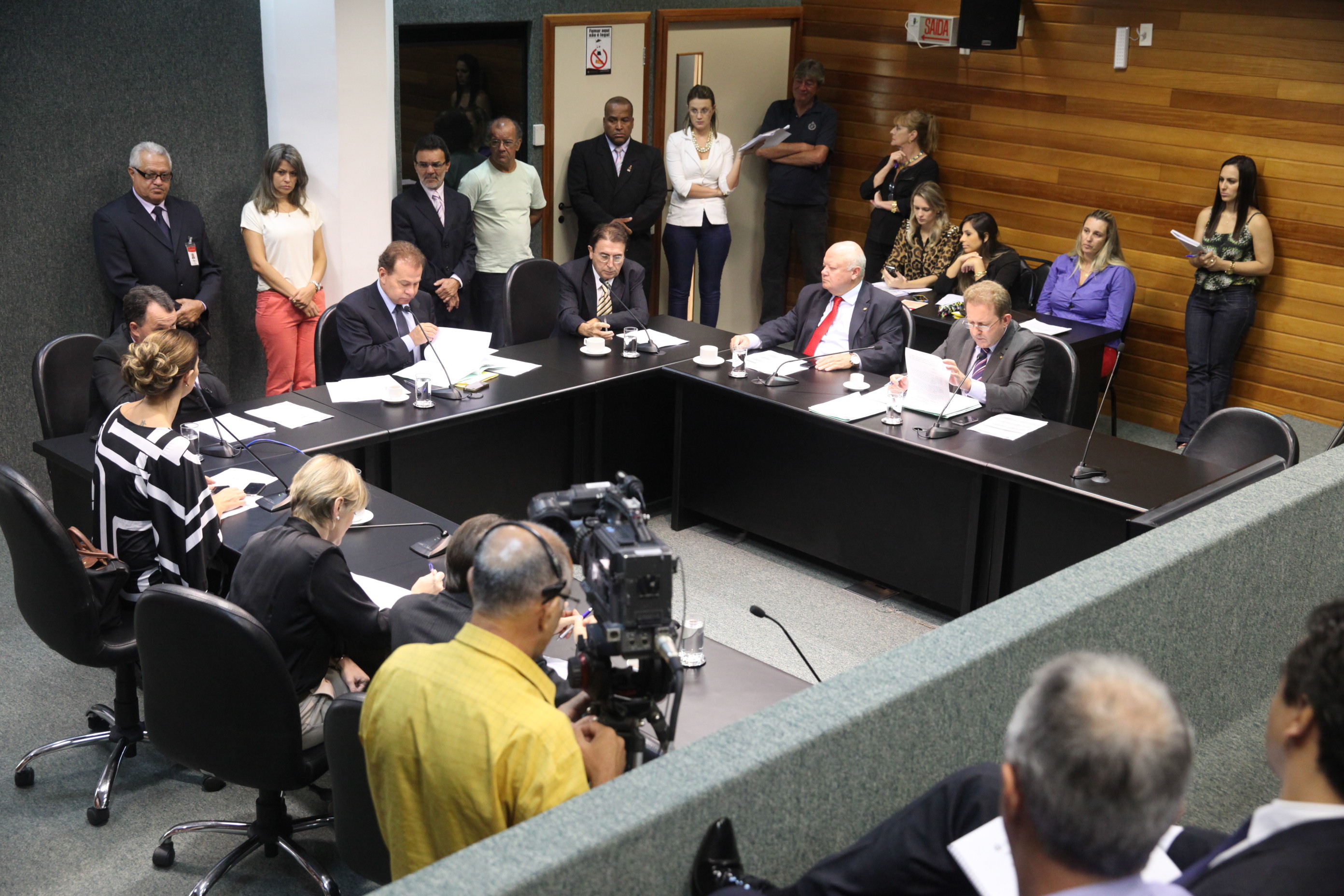 Reunião da Comissão de Finanças e Tributação - Foto: Lucas Gabriel Diniz / Agência AL