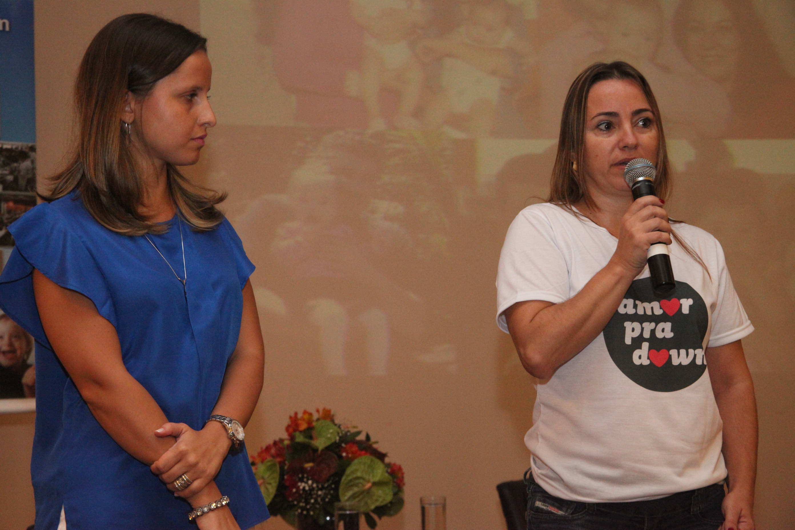 Damara Schumacher. Palestra em Comemoração ao Dia Estadual da Pessoa com Síndrome de Down. Foto: Fábio Queiroz / Agência AL