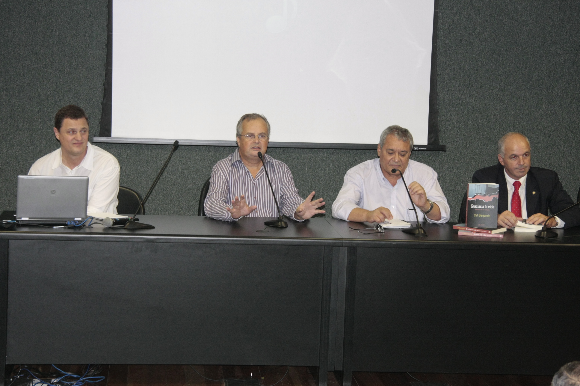 Lançamento de Livro Gracias La Vida. Foto: Eduardo Guedes de Oliveira/Agência AL