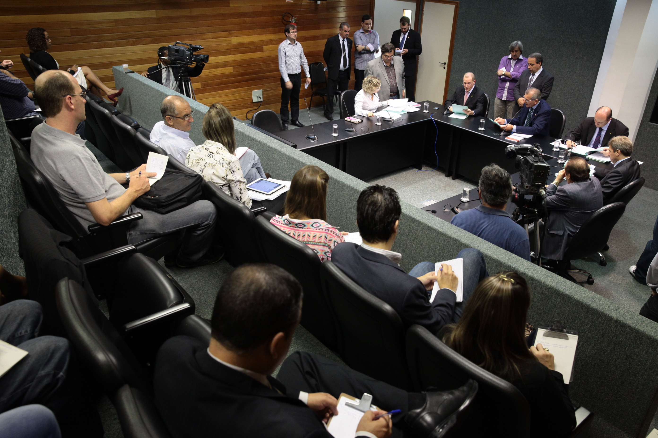 Reunião da Comissão de Constituição e Justiça. Foto: Miriam Zomer/ Agência AL