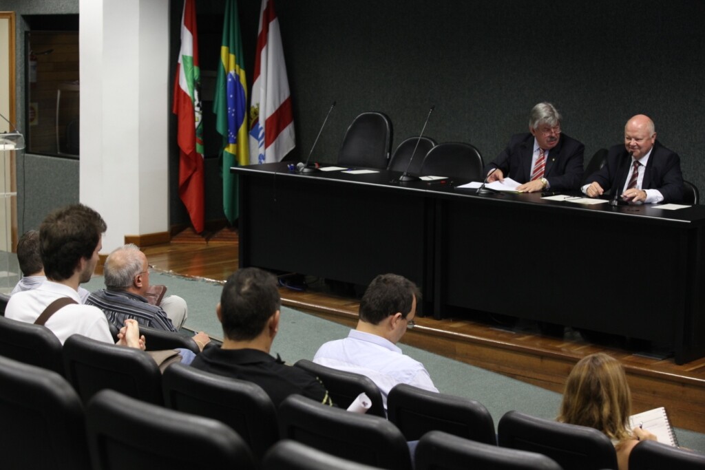 Comissão debate alternativas para mobilidade urbana na Grande Florianópolis