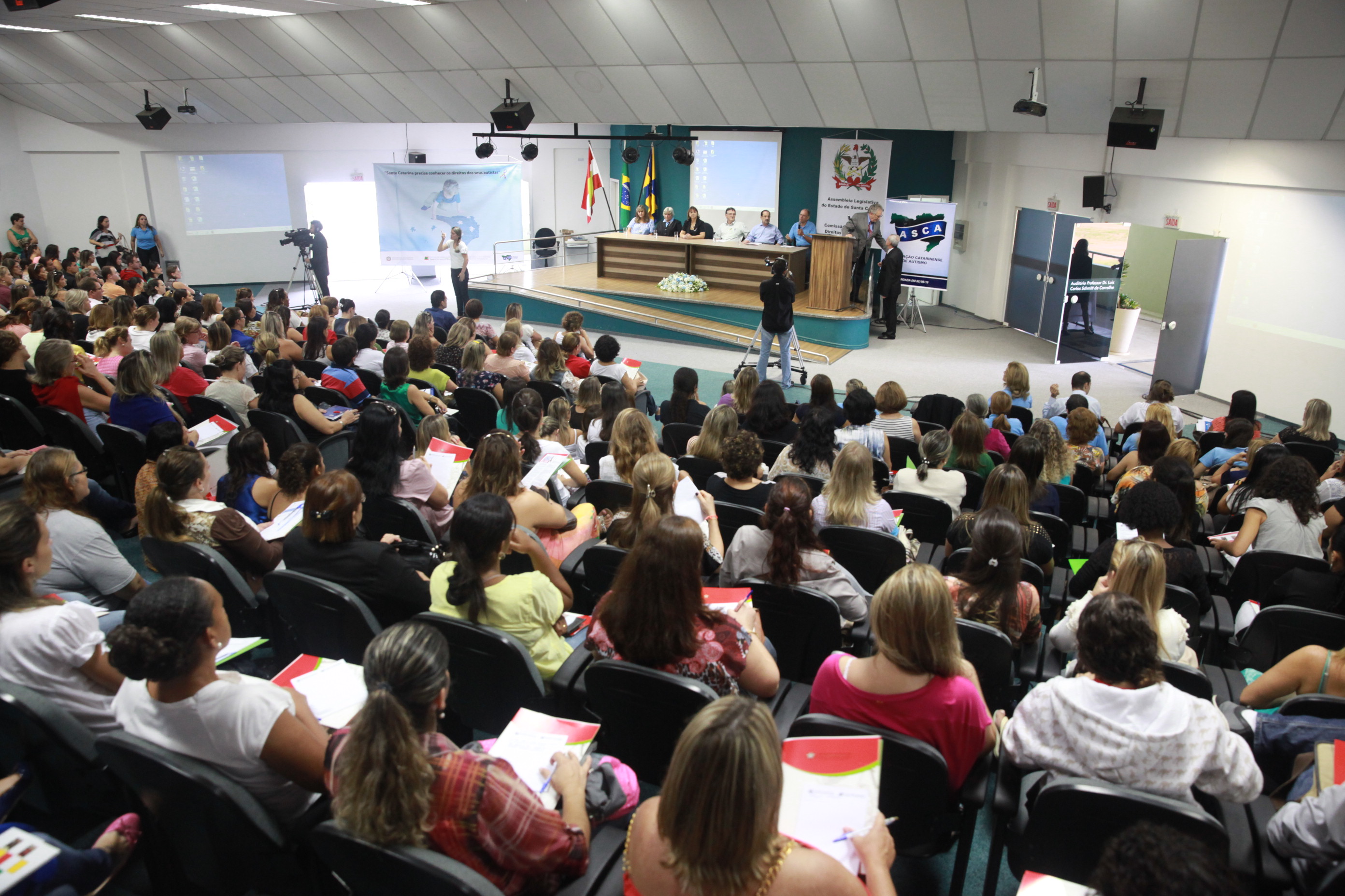 Seminário – Itajaí – Autismo
