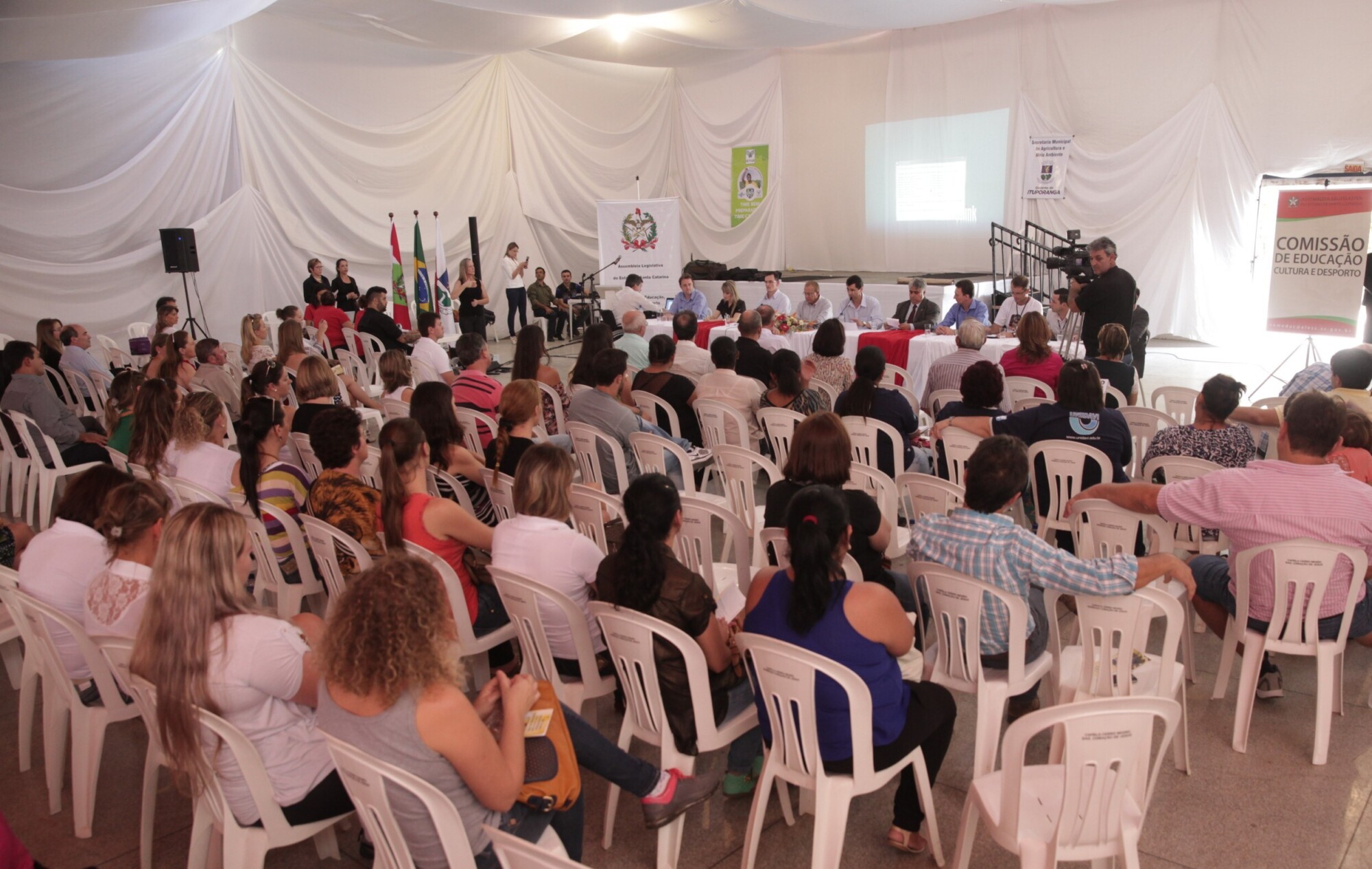 Alunos de Ituporanga desconhecem cursos técnicos profissionalizantes