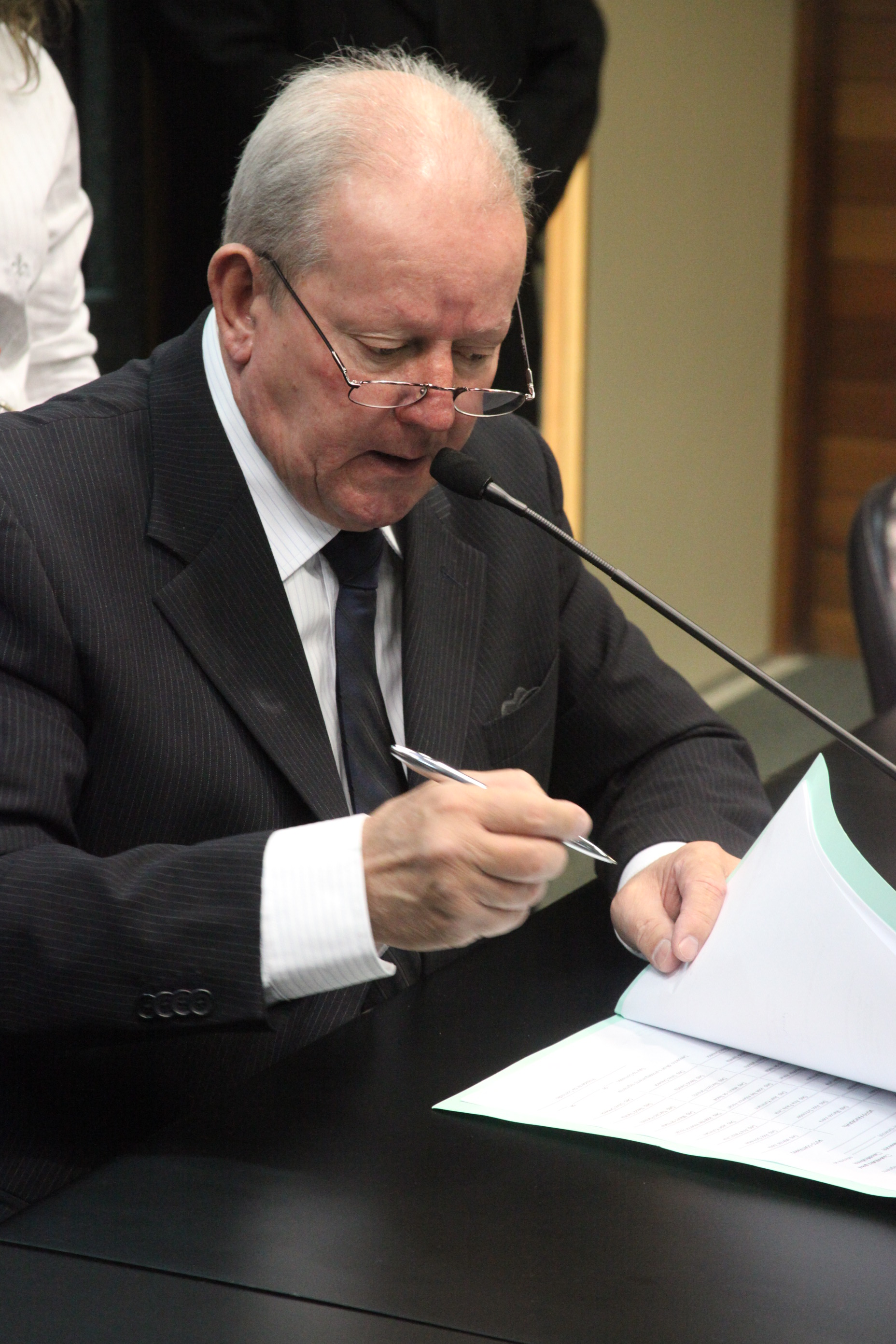 Deputado Marcos Vieira (PSDB). Reunião da Comissão de Constituição e Justiça. Foto: Fábio Queiroz / Agência AL