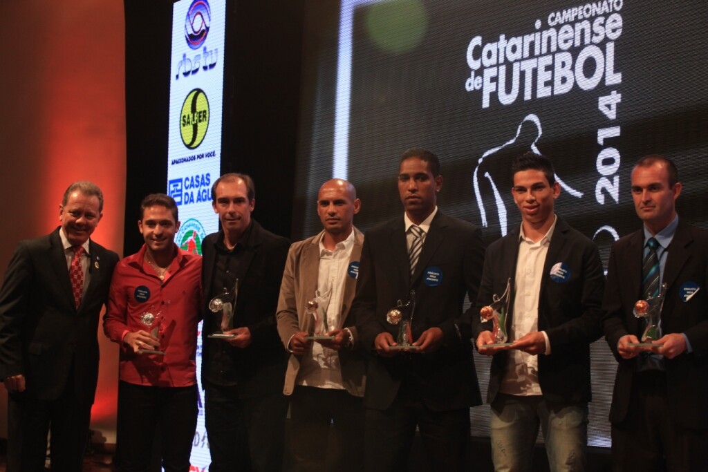 Destaques do Campeonato Catarinense são premiados na Assembleia Legislativa