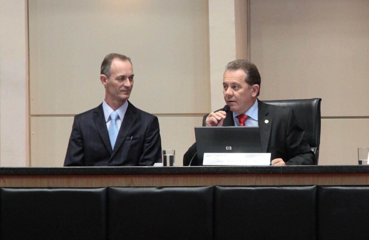 Lio Marin defende MP das denúncias sobre compra de terreno e altos salários