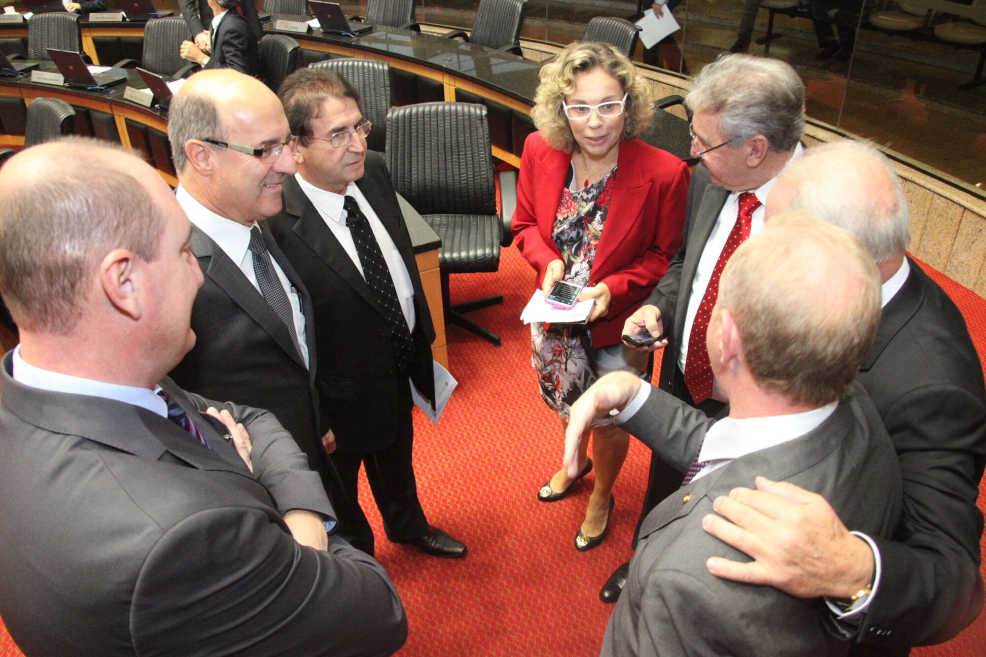Deputados defendem reajuste na tabela do SUS