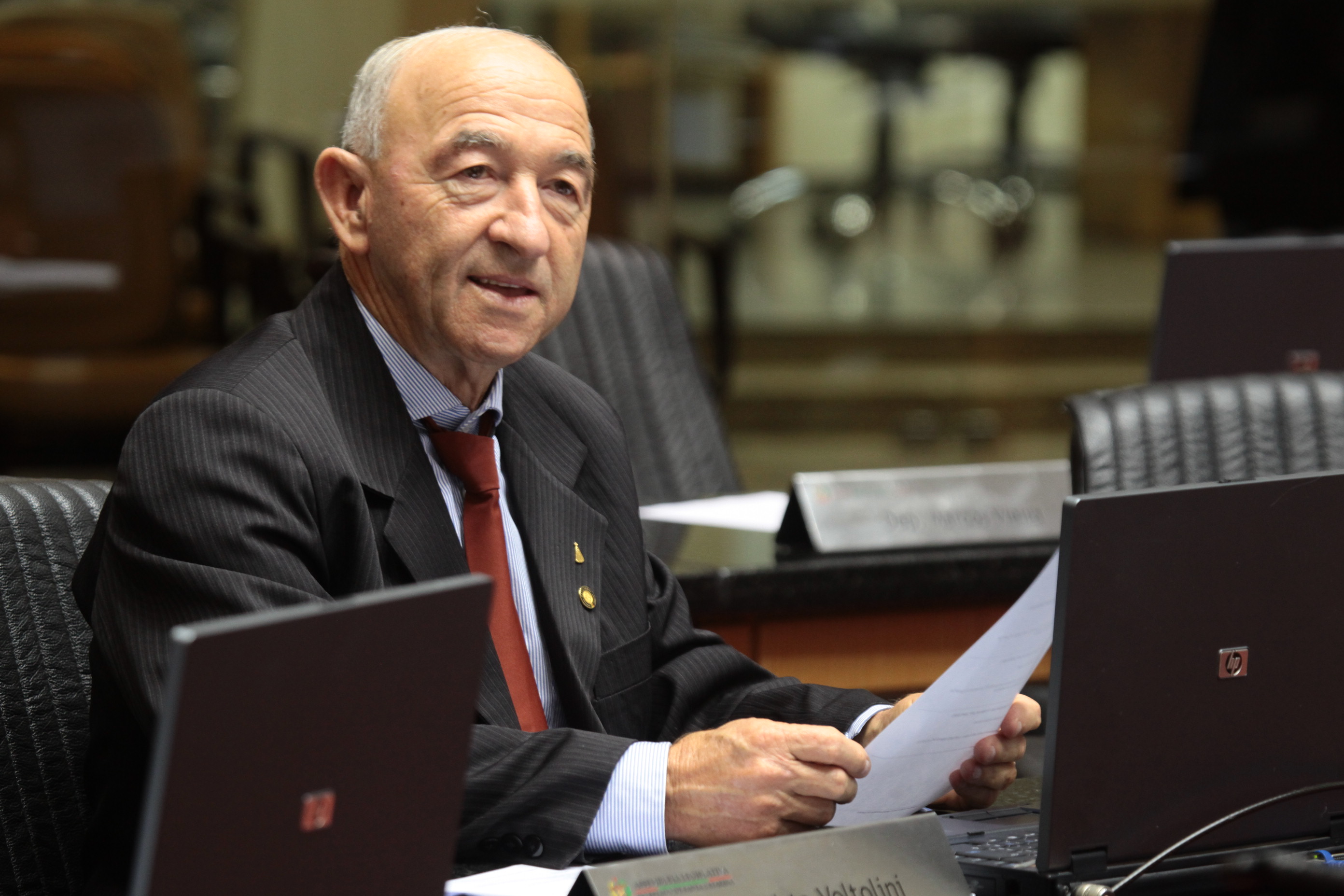 Plenário Osni Regis.  Deputado Taxista Voltolini. Foto: Miriam Zomer/ Agência AL