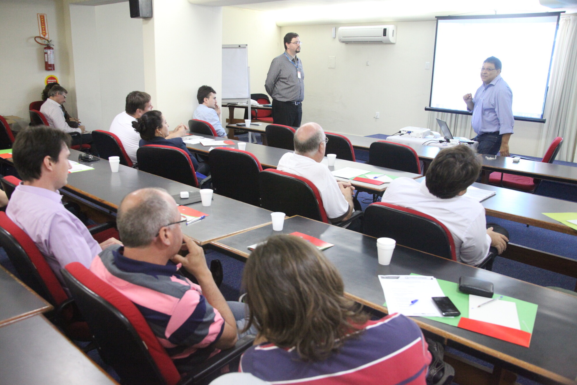 Diretoria de Tecnologia e Informação discute planejamento estratégico do setor na ALESC