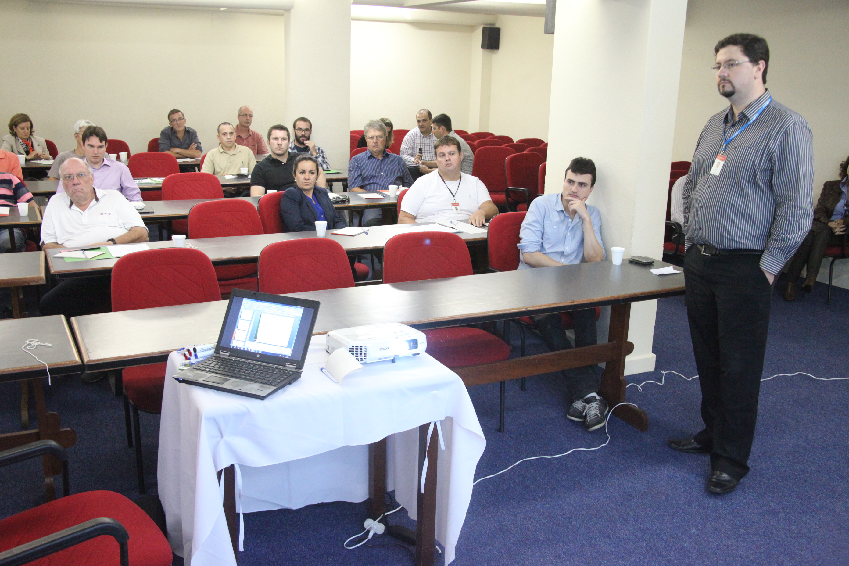 Reunião de Planejamento Estratégico da Diretoria de Tecnologia e Informação. Foto: Fábio Queiroz / Agência AL