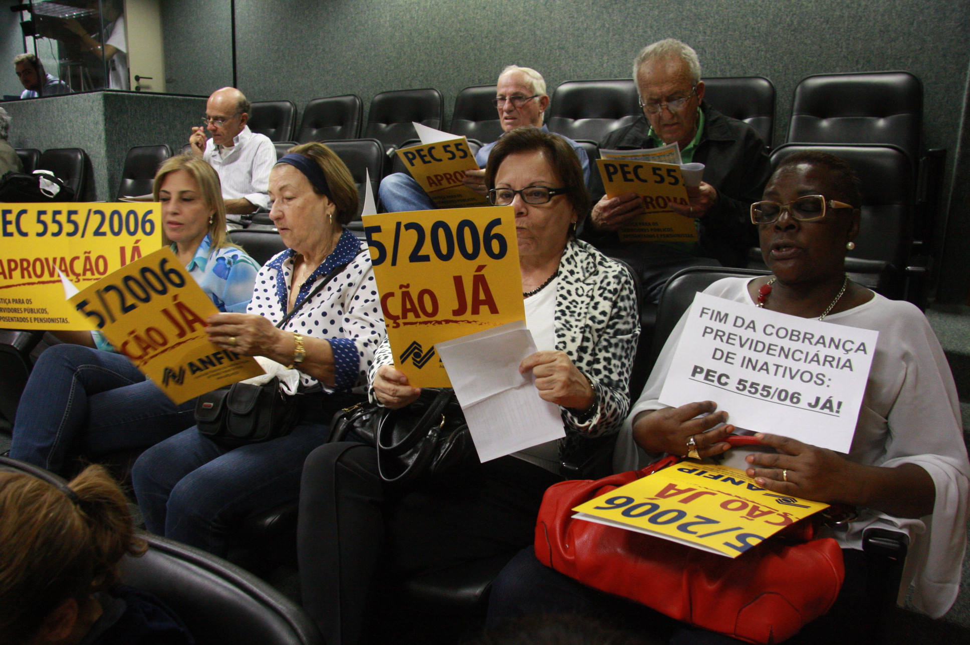PEC 555 Aposentadoria. Fotos: Eduardo Guedes de Oliveira / Agência AL