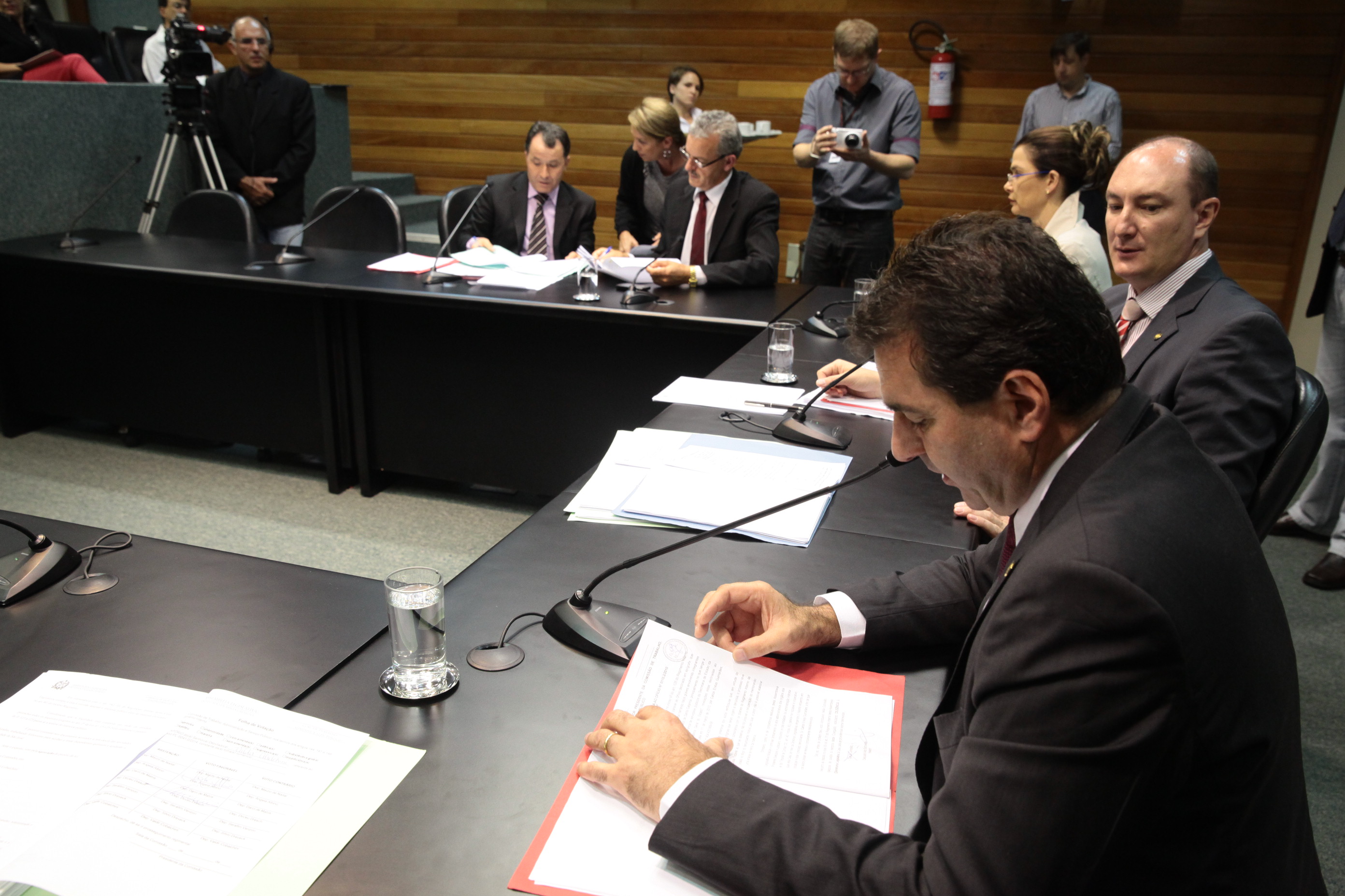 Reunião da Comissão de Trabalho, Administração e Serviço Público. Foto: Miriam Zomer/Agência AL