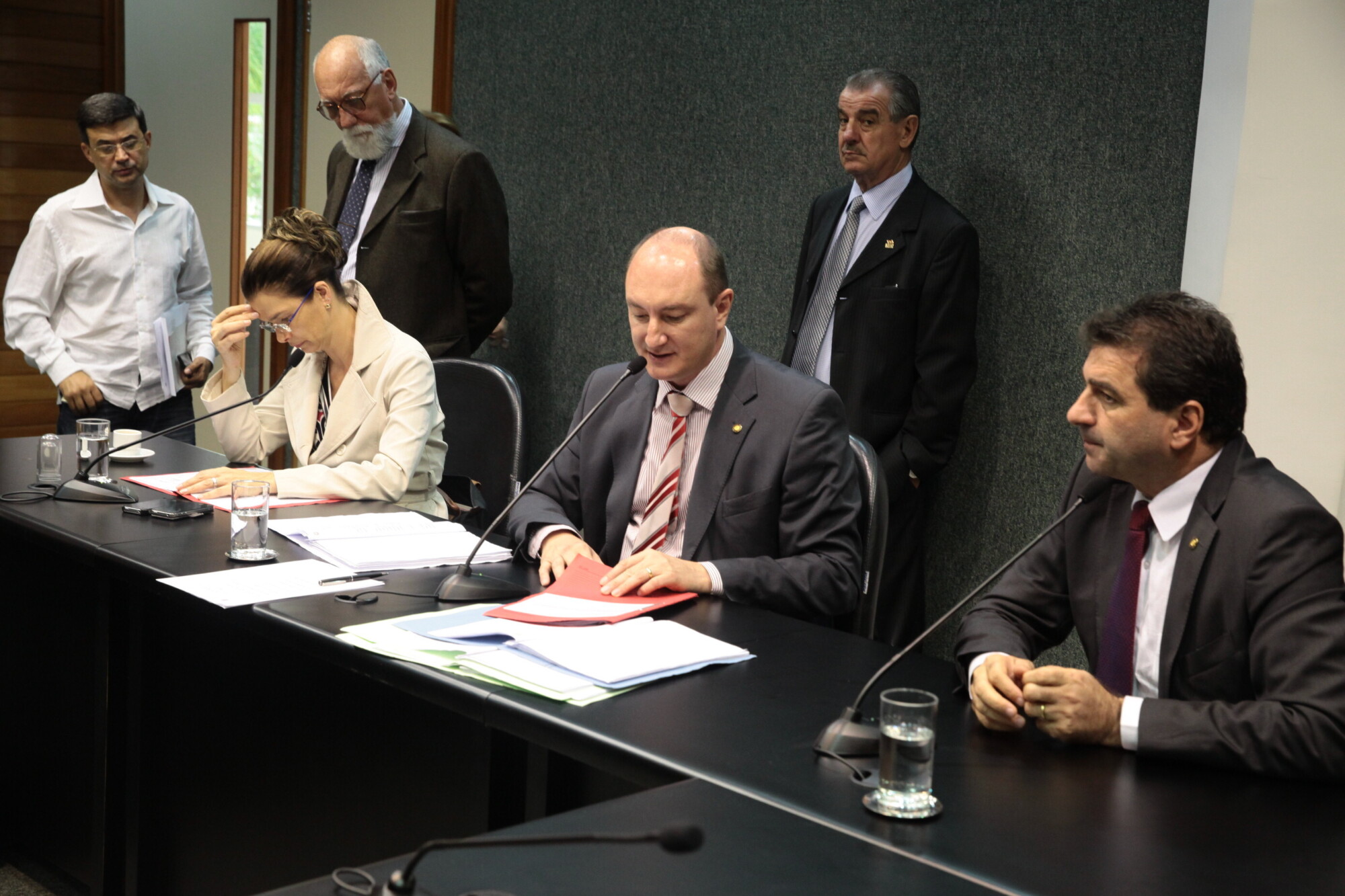 Deputado pede vistas do PLC que cria o estatuto da micro e pequena empresa