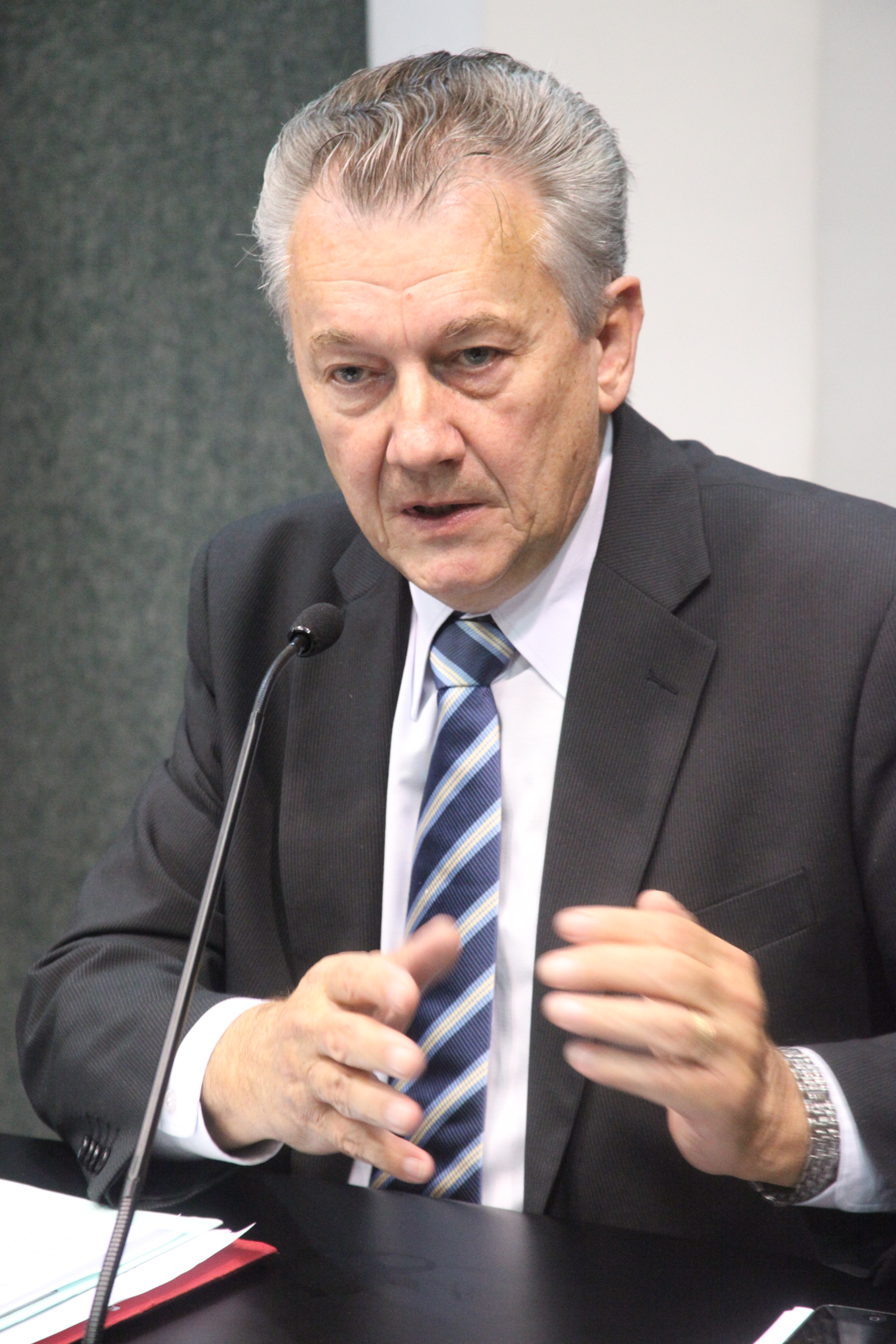 Deputado Eni Voltolini (PP). Reunião da Comissão de Constituição e Justiça. Foto: Fábio Queiroz / Agência AL