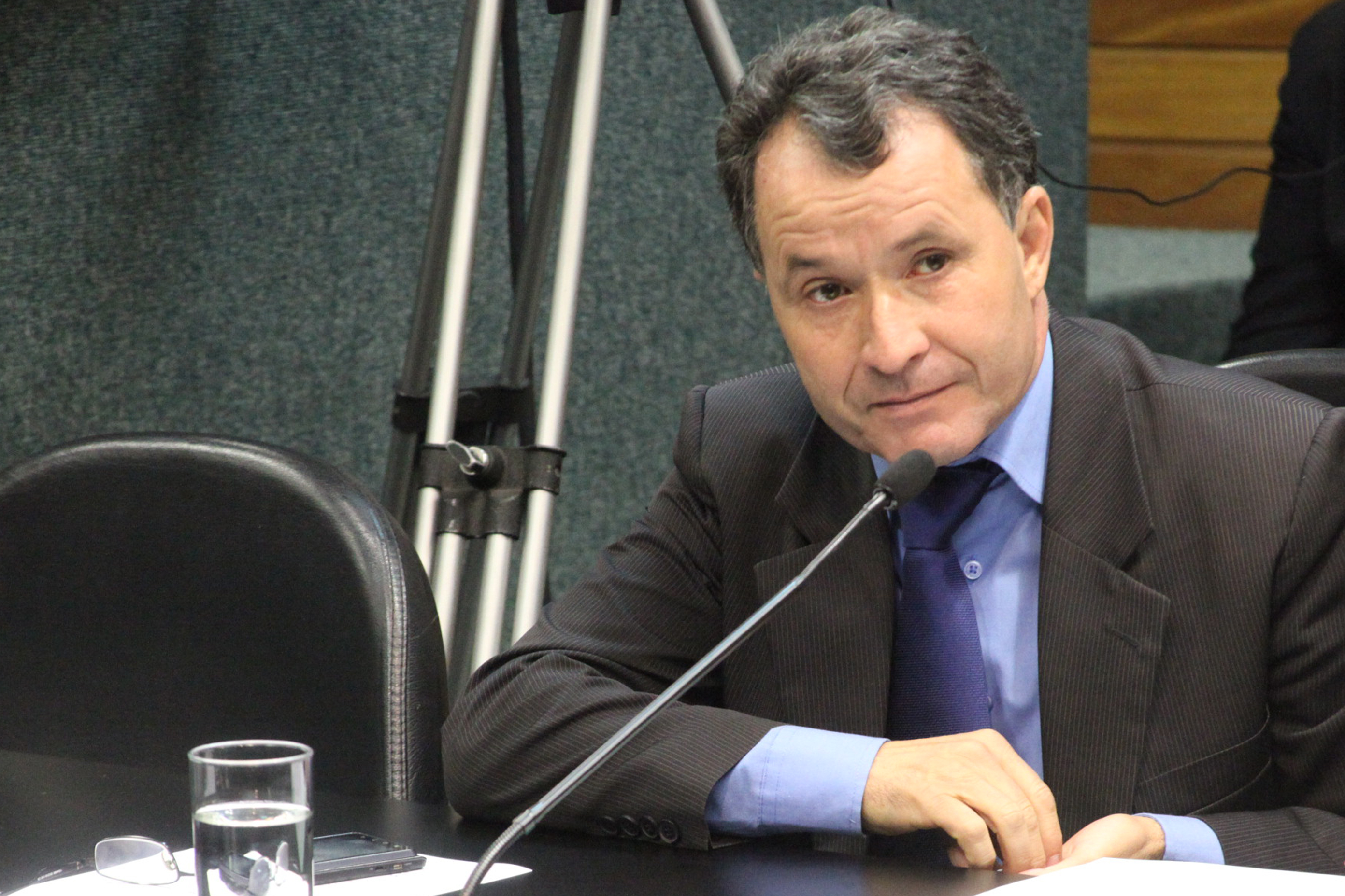 Deputado Darci de Matos (PSD). Reunião da Comissão de Constituição e Justiça. Foto: Fábio Queiroz / Agência AL