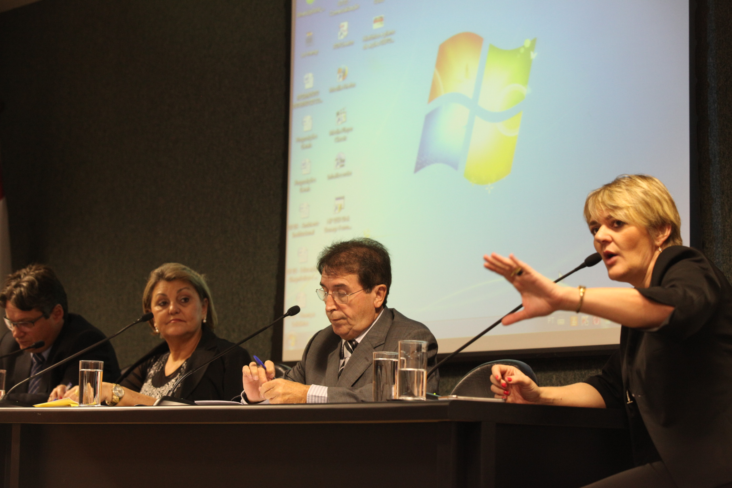 Reunião para debater o Plano Estadual de Esportes