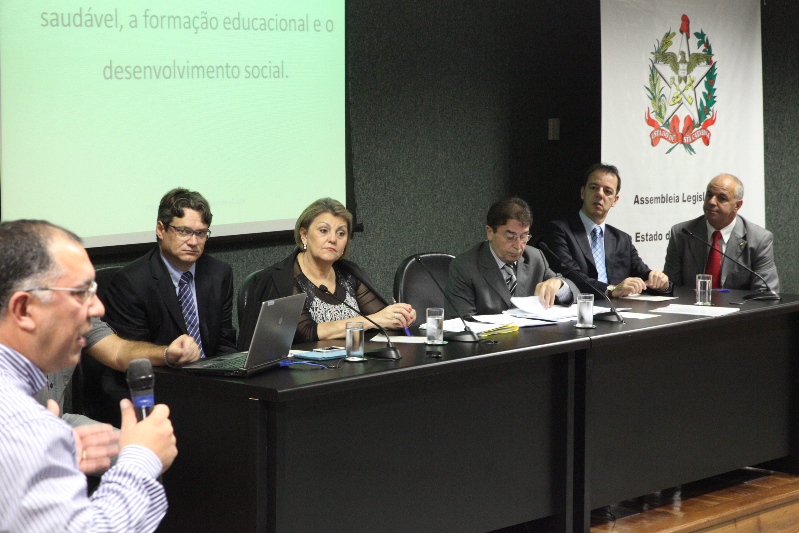 Reunião para debater o Plano Estadual de Esportes