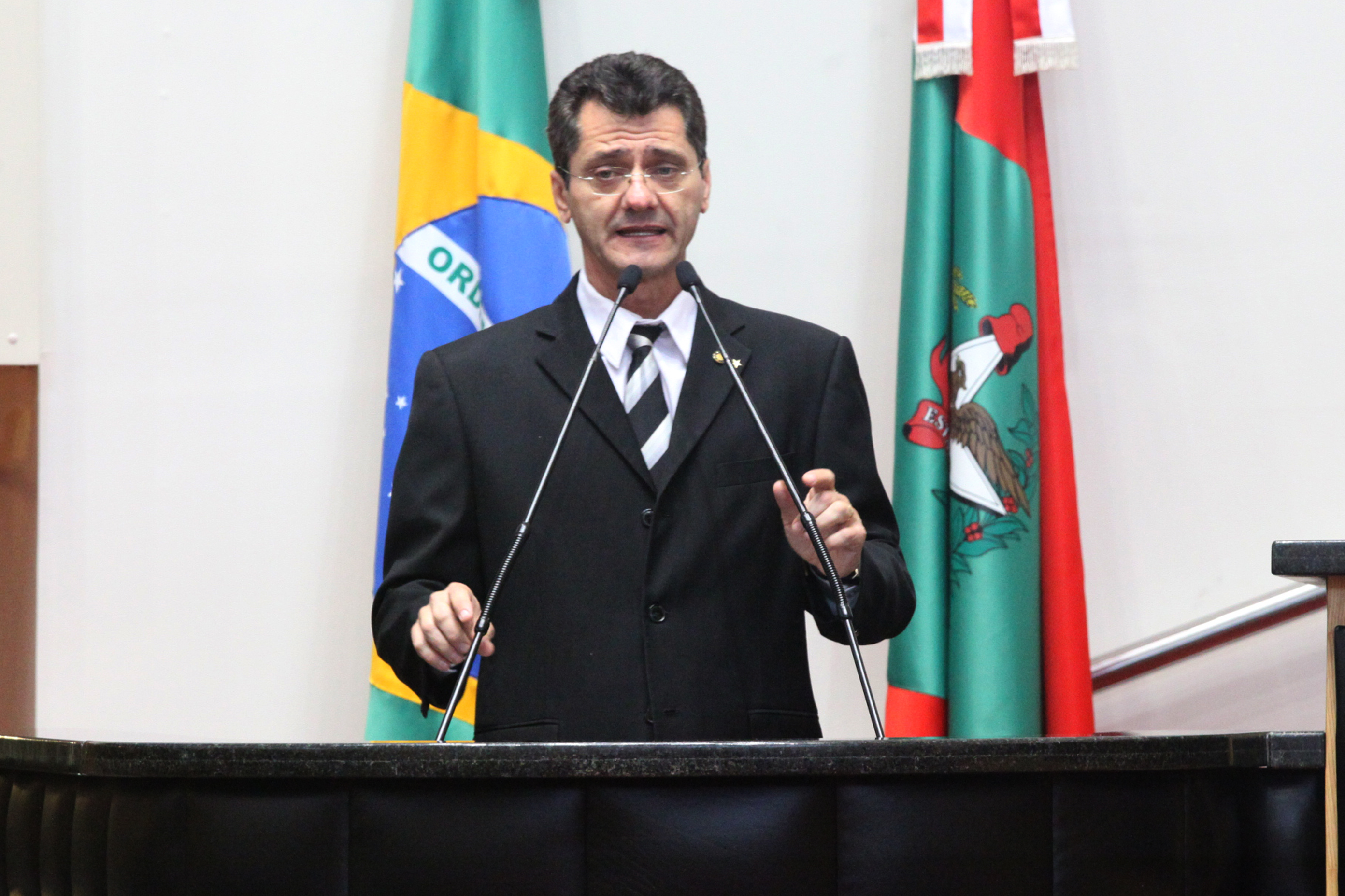 Deputado Jailson Lima (PT). Sessão Ordinária: Foto: Fábio Queiroz / Agência AL