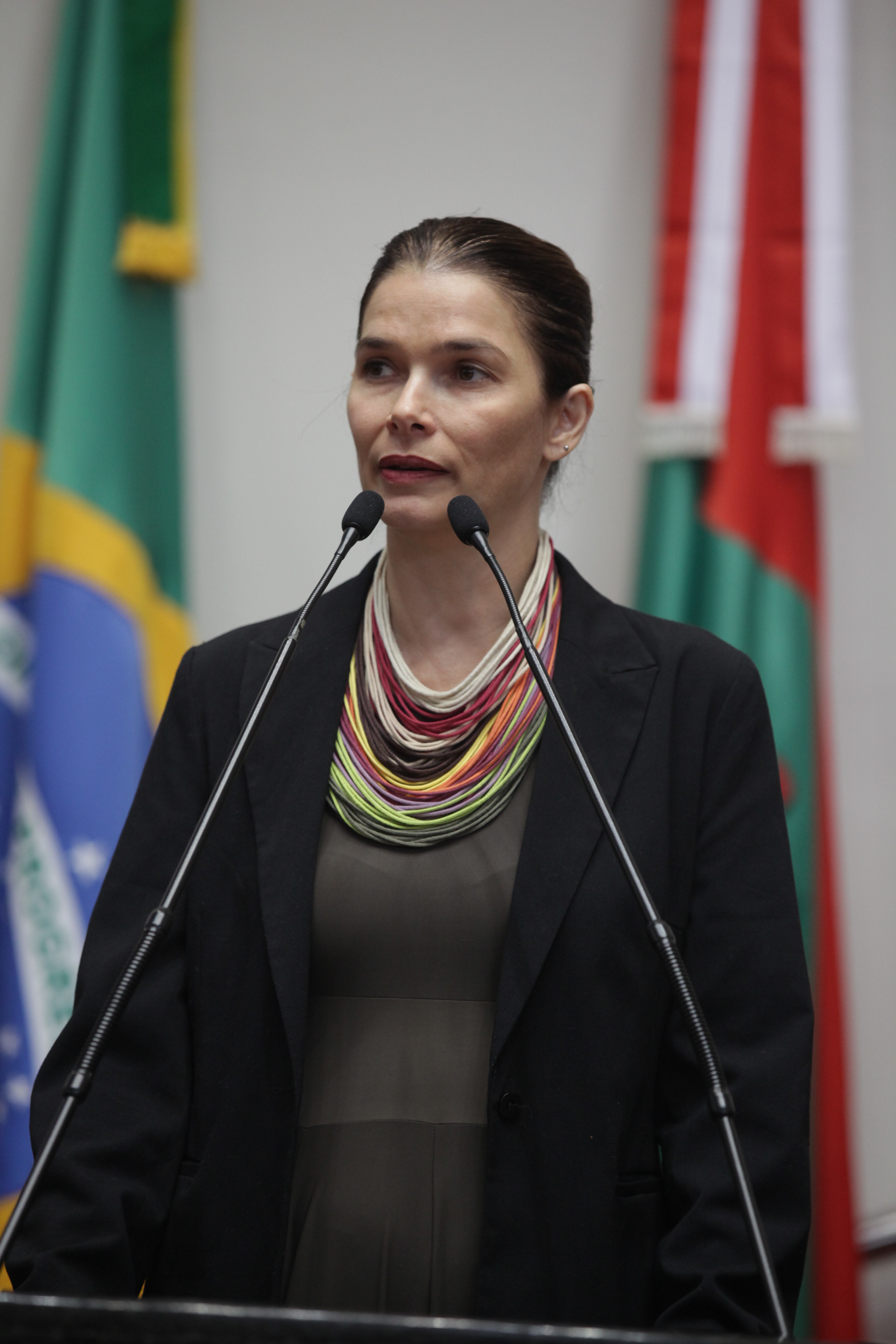 Sessão Ordinária - Plenário Osni Régis - Dep. Angela Albino (PCdoB) - Foto: Carlos Kilian / Agência AL