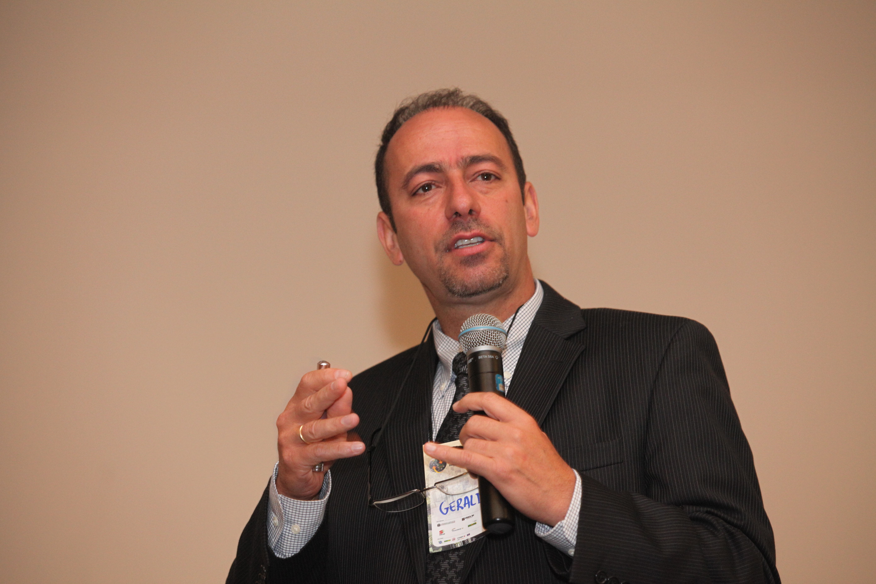 5º Fórum Internacional sobre Mobilidade Urbana - mGeraldo Freire
