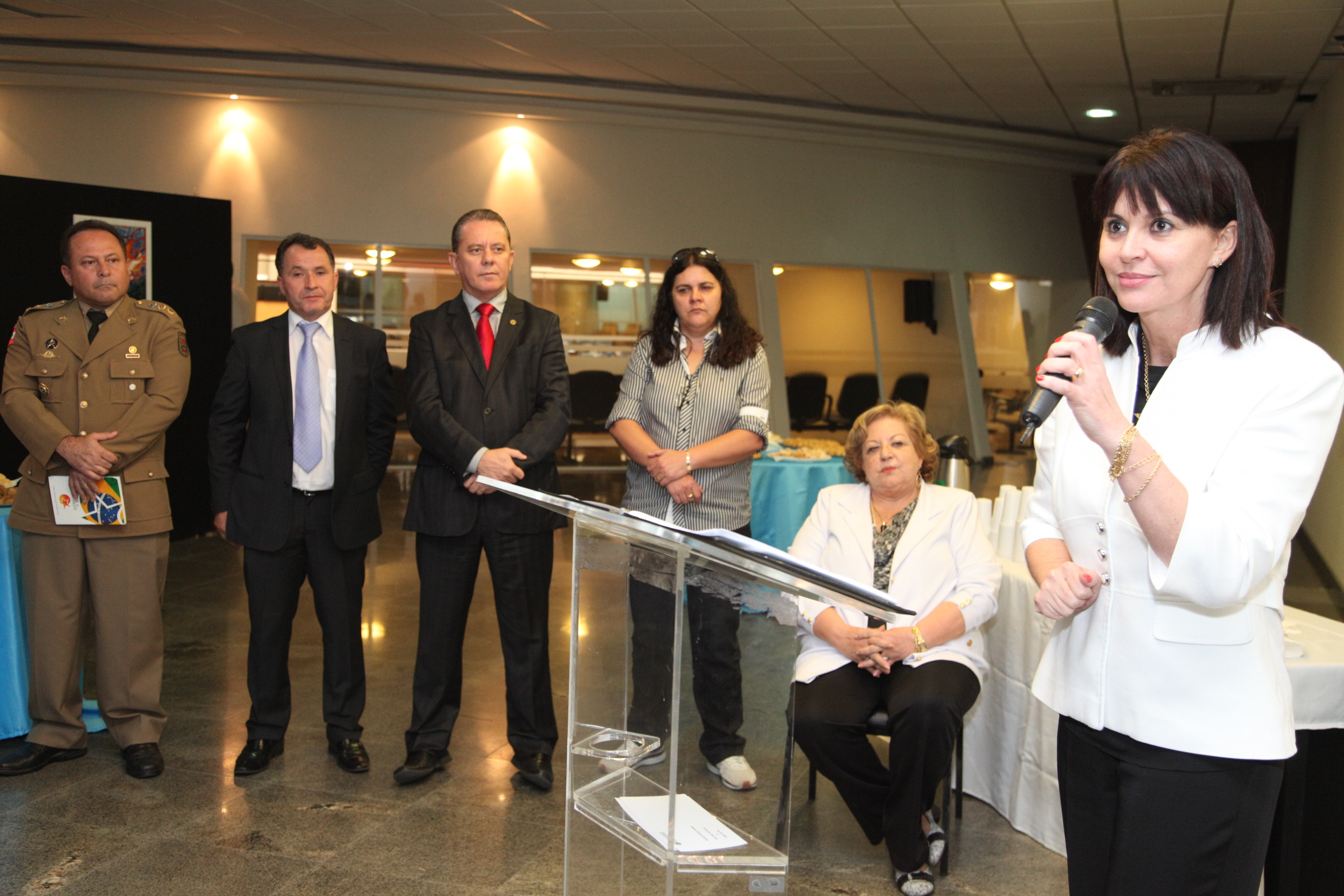 Lançamento literário - Livro Estrela de Isabel, de Sônia Morroso Terres