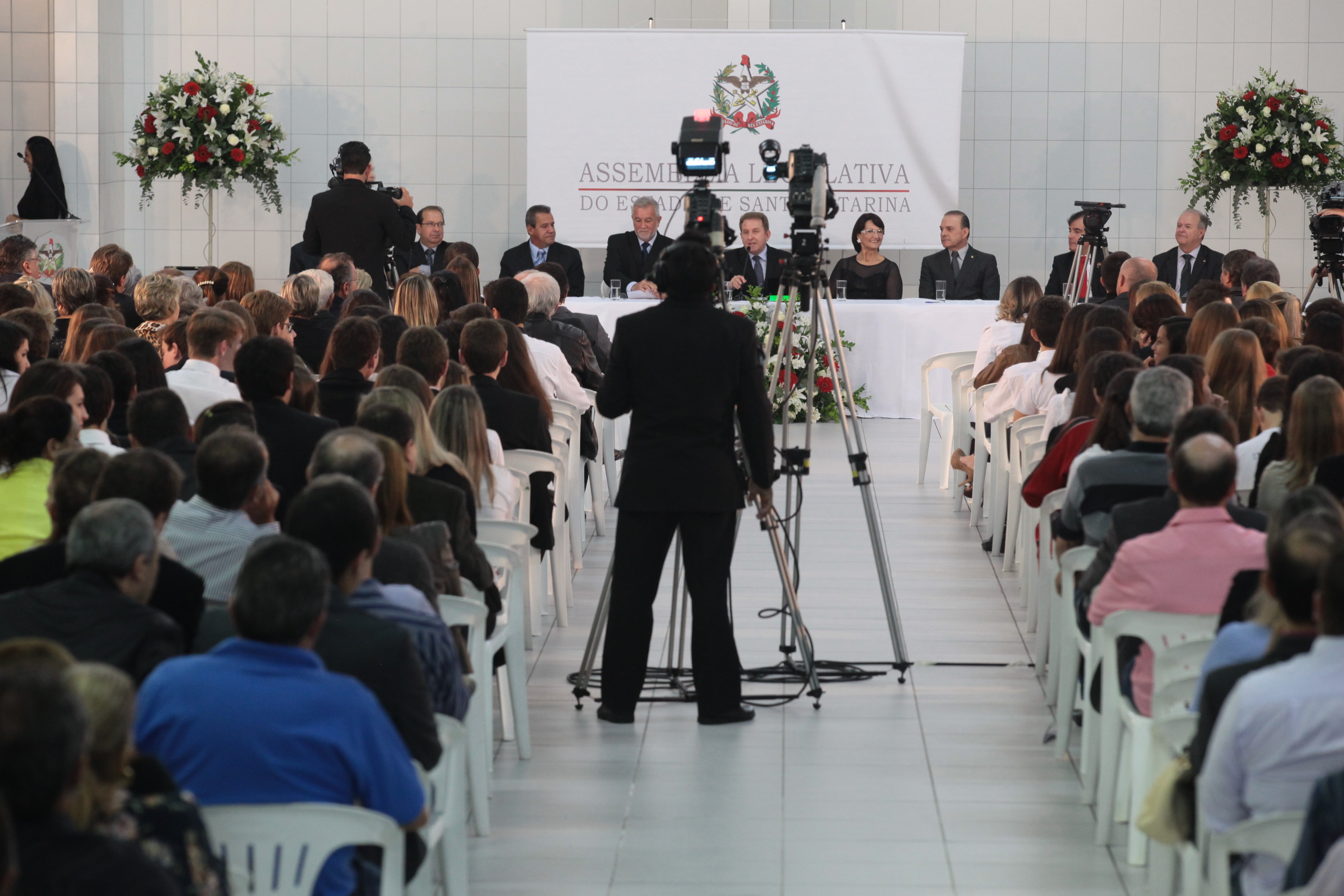 Sessão Solene em homenagem ao Colégio Maximiliano Gaidzinski em Cocal do Sul. Foto: Miriam Zomer/Agência AL