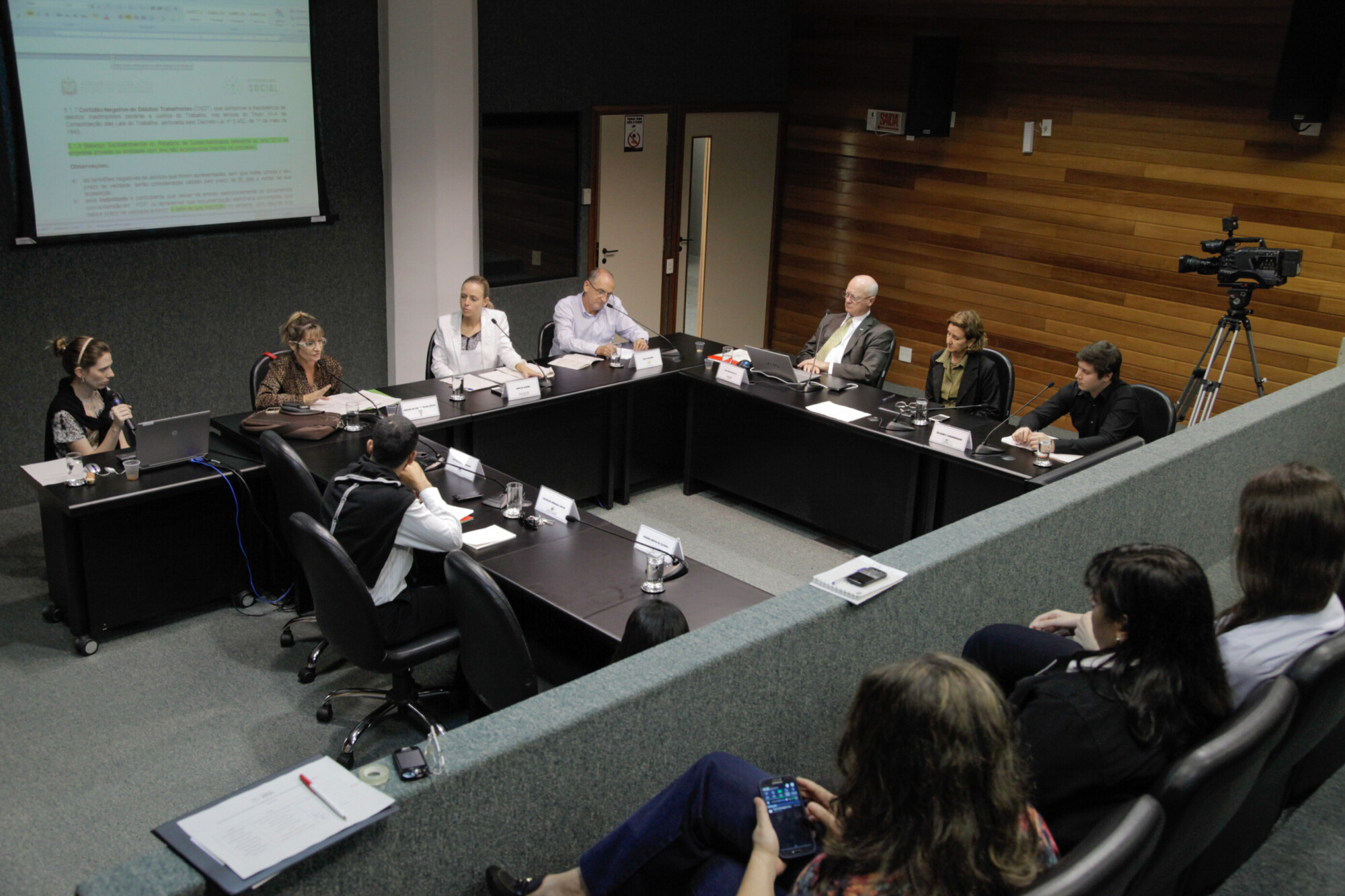 Comissão catarinense troca experiências com o Parlamento gaúcho