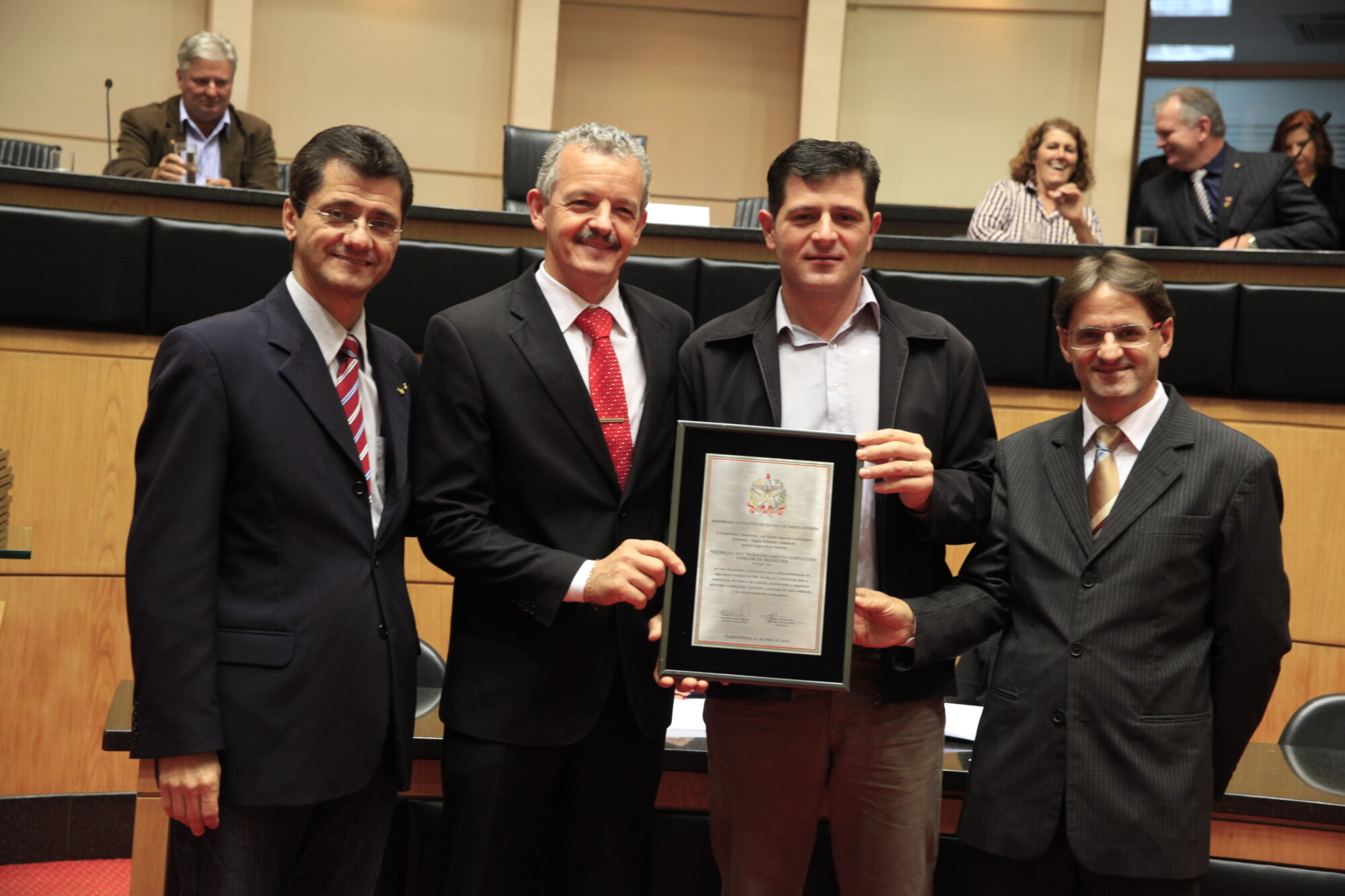 Sessão Especial homenageia 20 entidades no Ano Internacional da Agricultura Familiar
