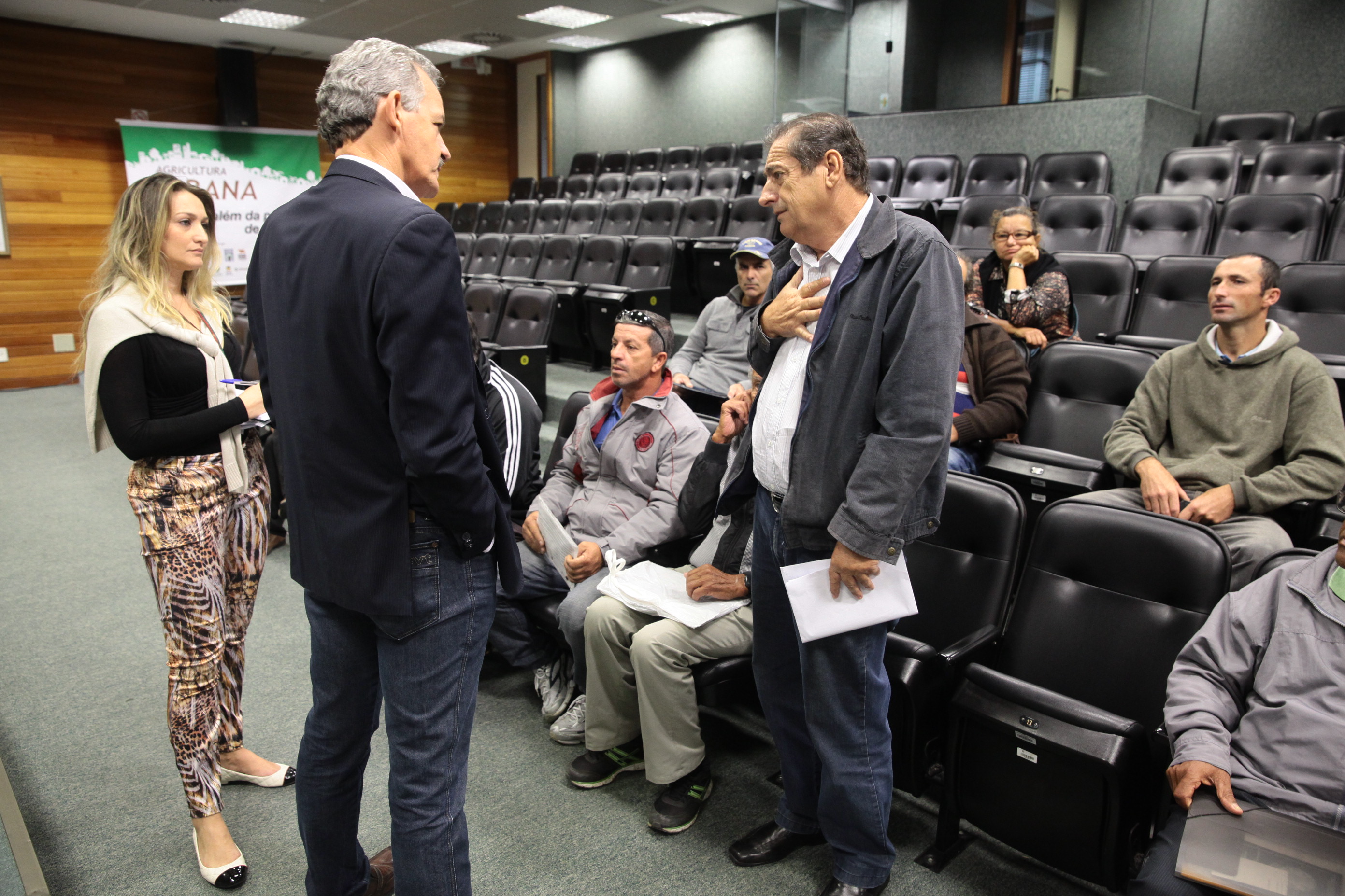 Pescadores são recebidos pelo Deputado Dirceu Dresh na ALESC. Foto: Miriam Zomer/Agência AL