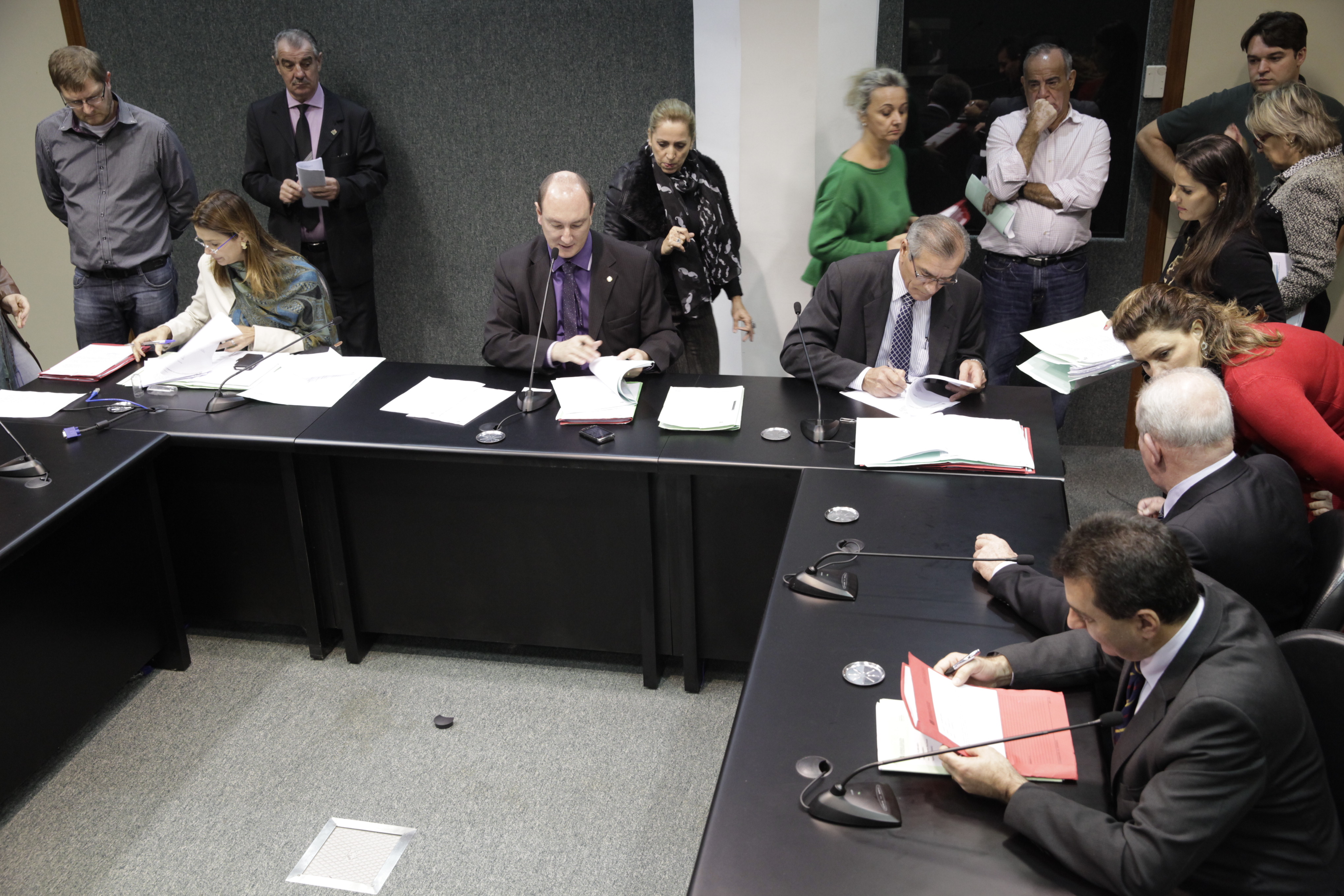Reunião da Comissão de Trabalho, Administração e Serviço Público. Foto: Carlos Kilian/Agência AL